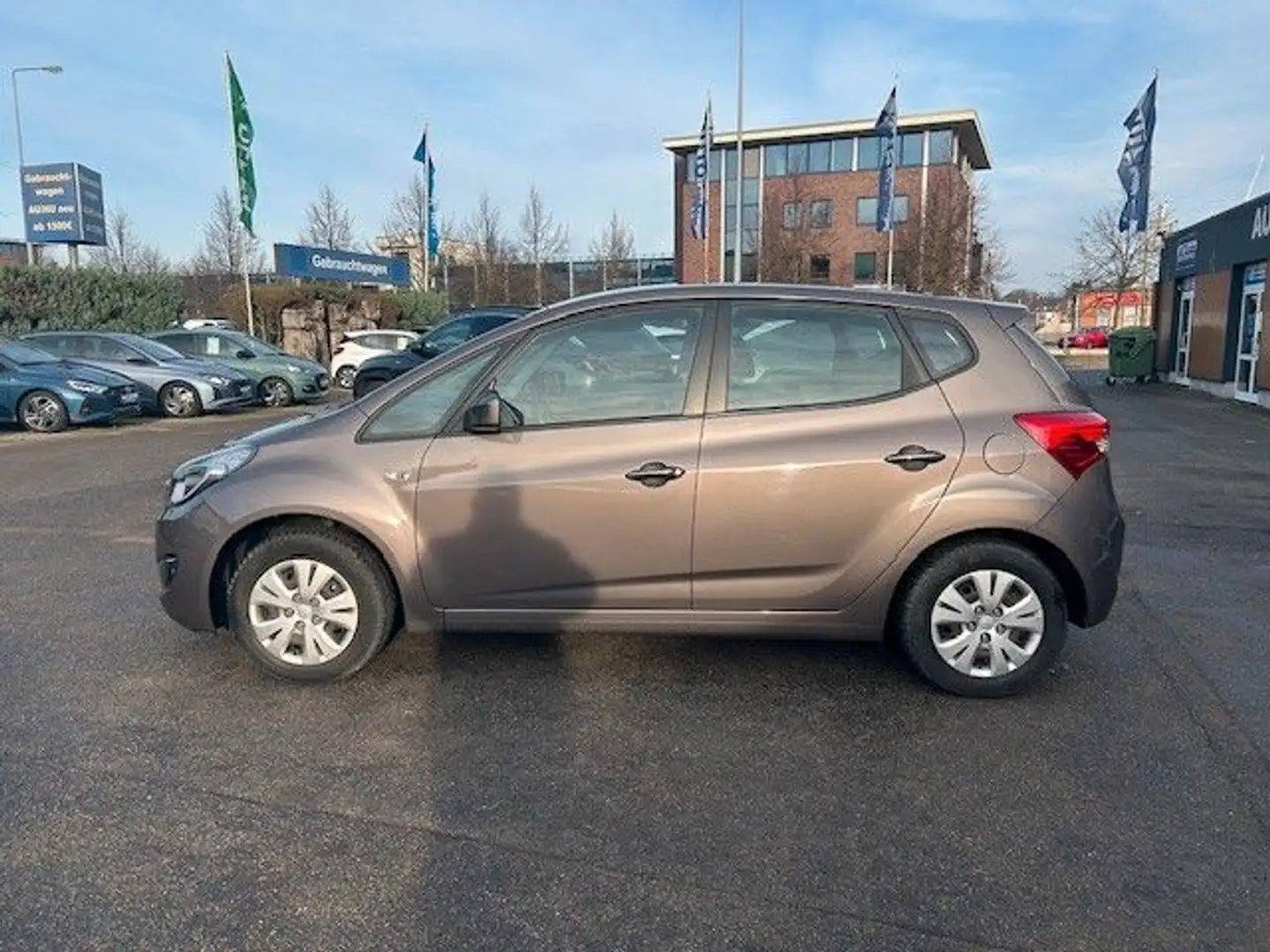 Hyundai iX20 1.4 Trend Braun - 2