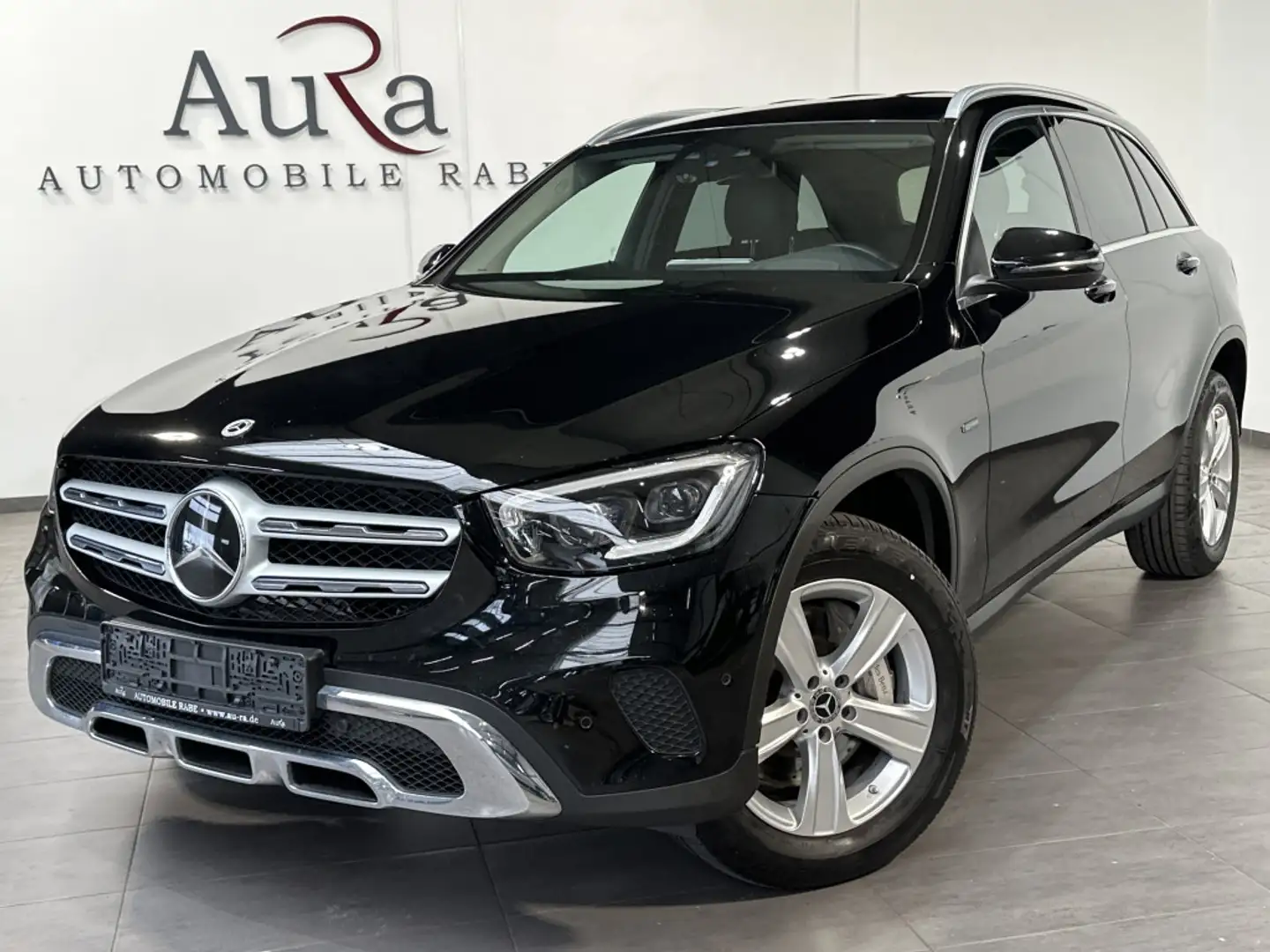 Mercedes-Benz GLC 300 4M Exclusive NAV+LED+KAMERA+CARPLAY+PP Fekete - 2
