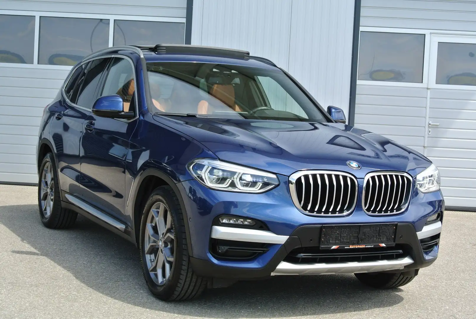 BMW X3 xDrive 20 d xLine Aut. * LEDER * PANO * KAMERA Blau - 1