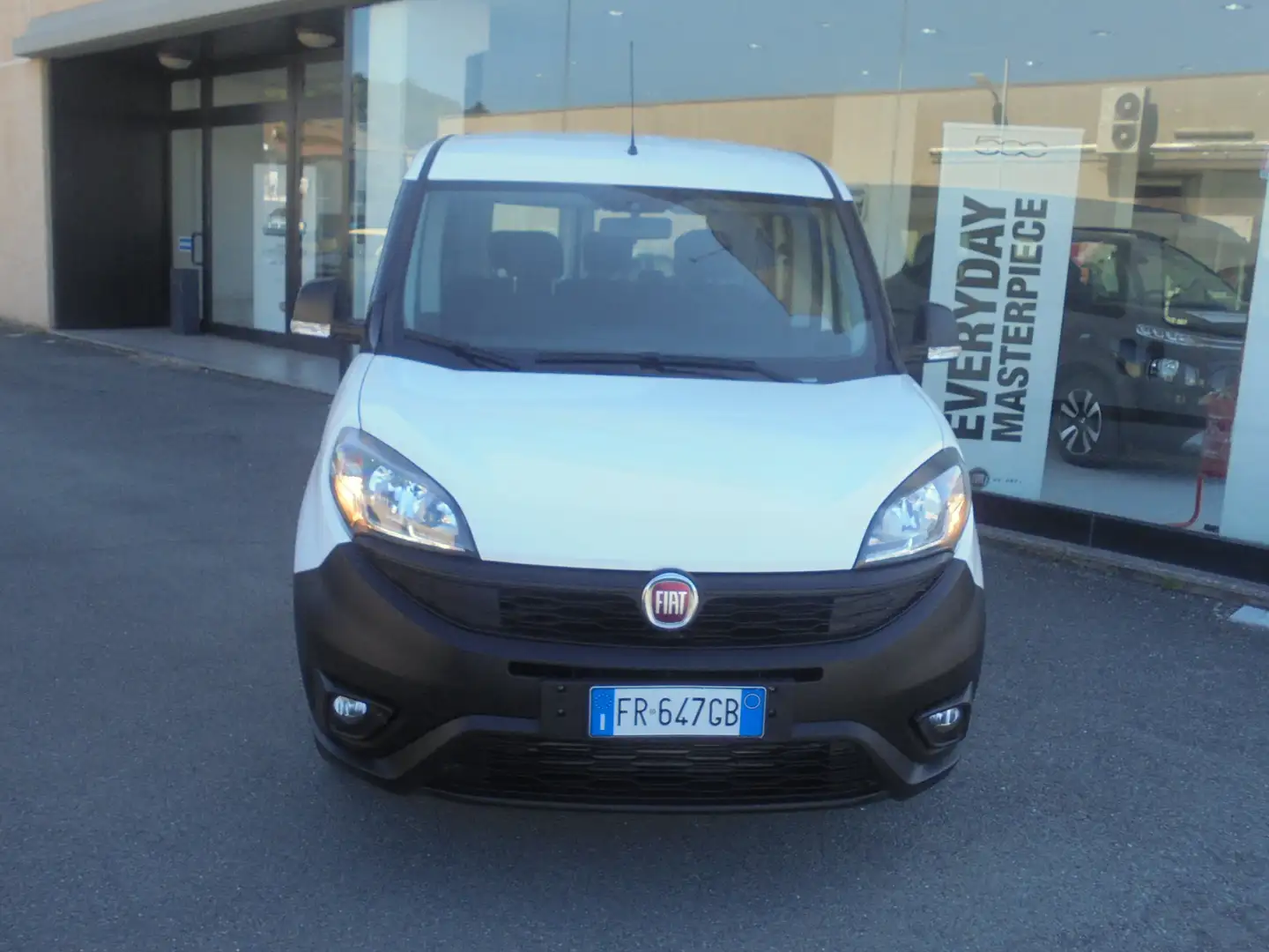 Fiat Doblo 1.3 mjt 16v 95cv  N1 5 POSTI  AUTOCARRO  EU. 6 Blanc - 2
