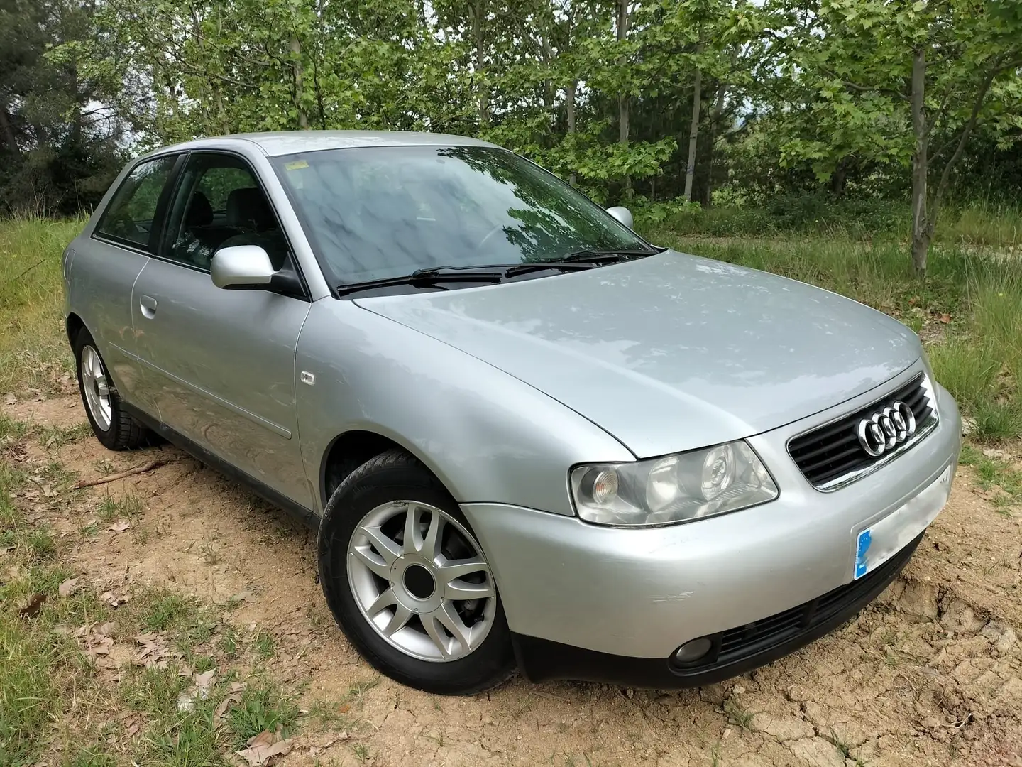 Audi A3 A3 1.6 Ambition Ambition Plateado - 1