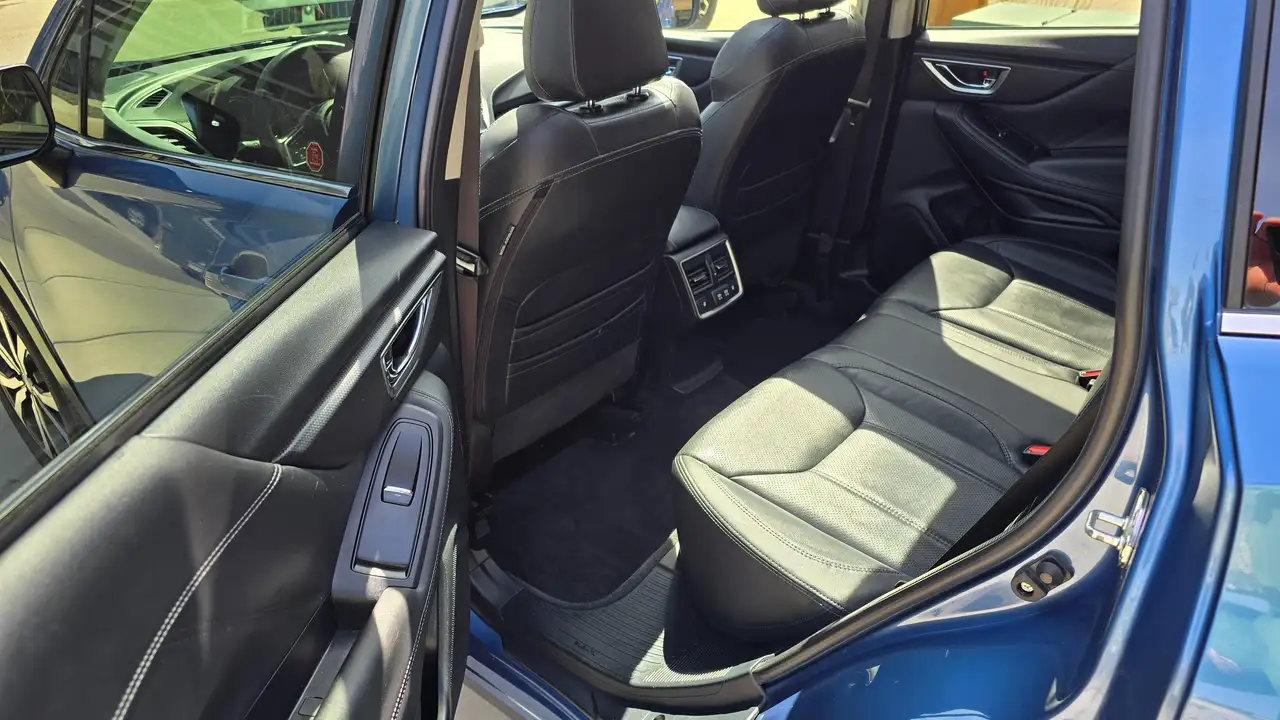 Subaru Forester снимка Subaru Forester