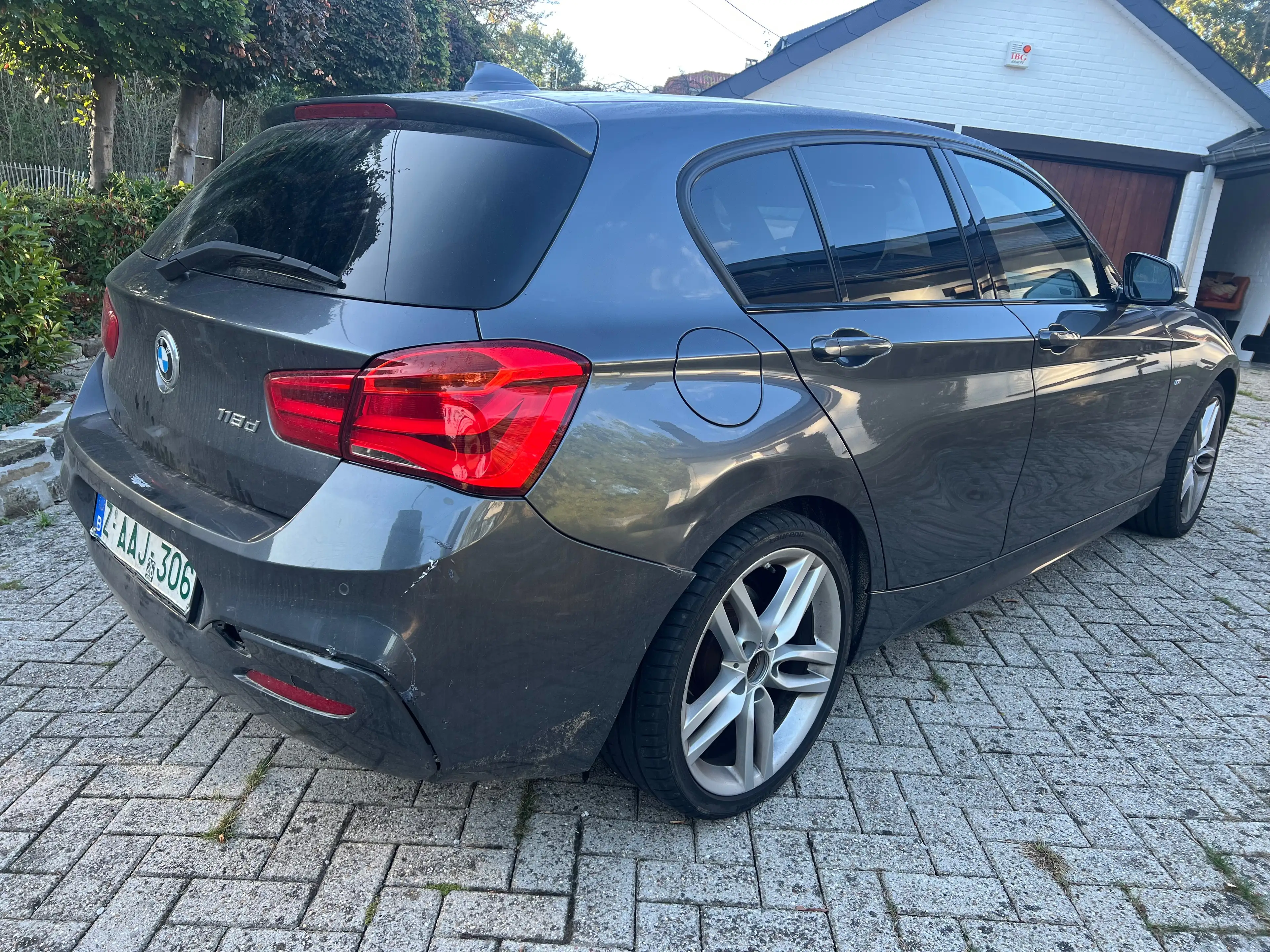 BMW 118 118 dA PACK M — photo 2