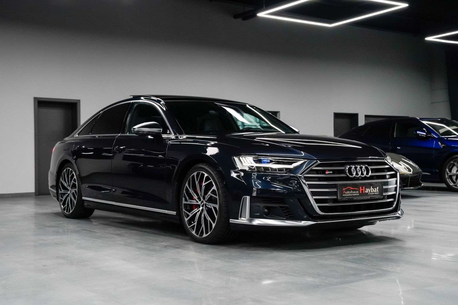 Audi S8