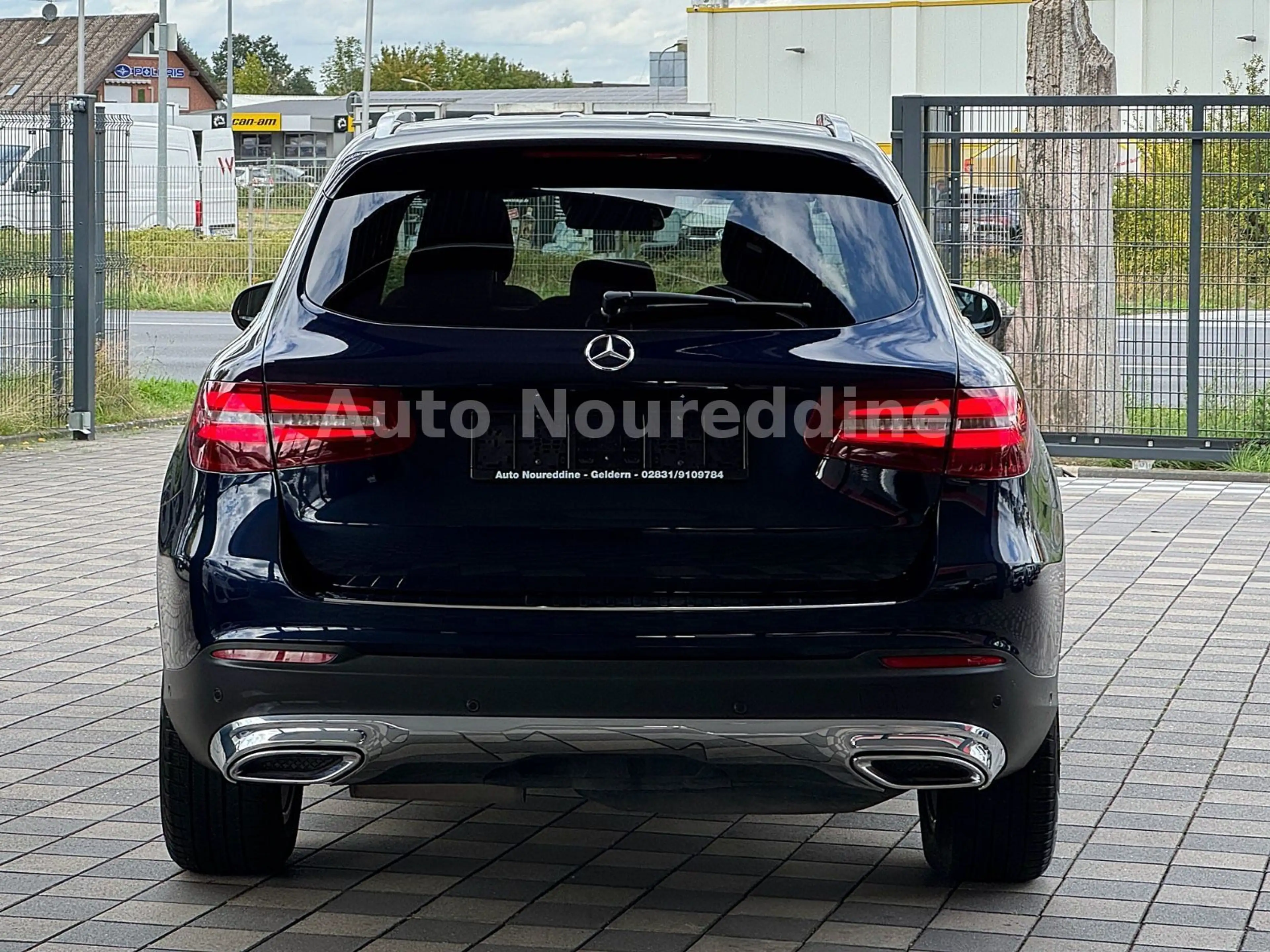 Mercedes-Benz GLC 350 d 4Matic AMG Line *Vollausstattung*2Hand* — photo 5