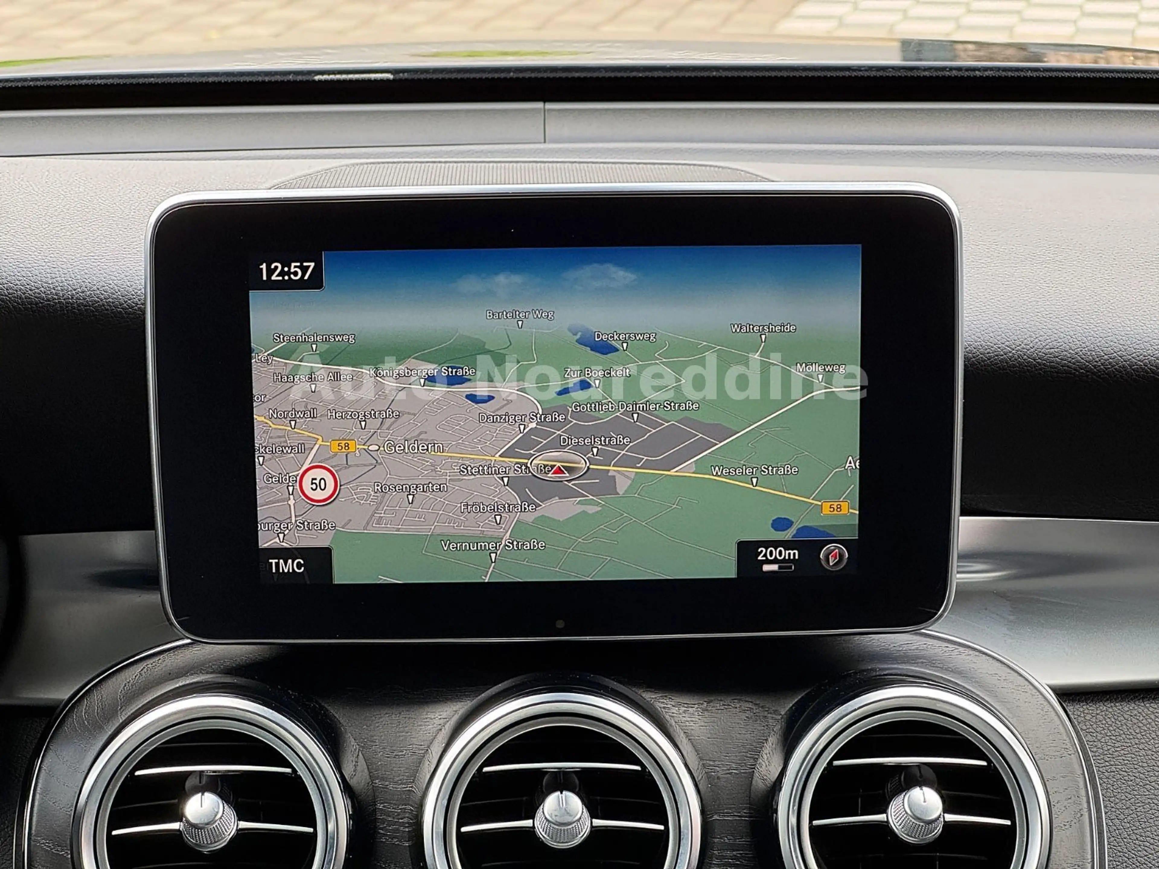 Mercedes-Benz GLC 350 d 4Matic AMG Line *Vollausstattung*2Hand* — photo 11