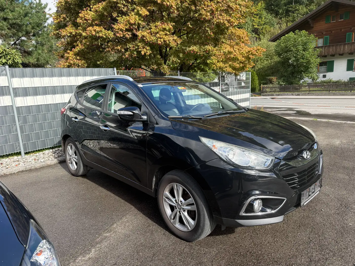 Hyundai iX35 iX35 2,0 CRDi Premium 4WD Premium Schwarz - 1