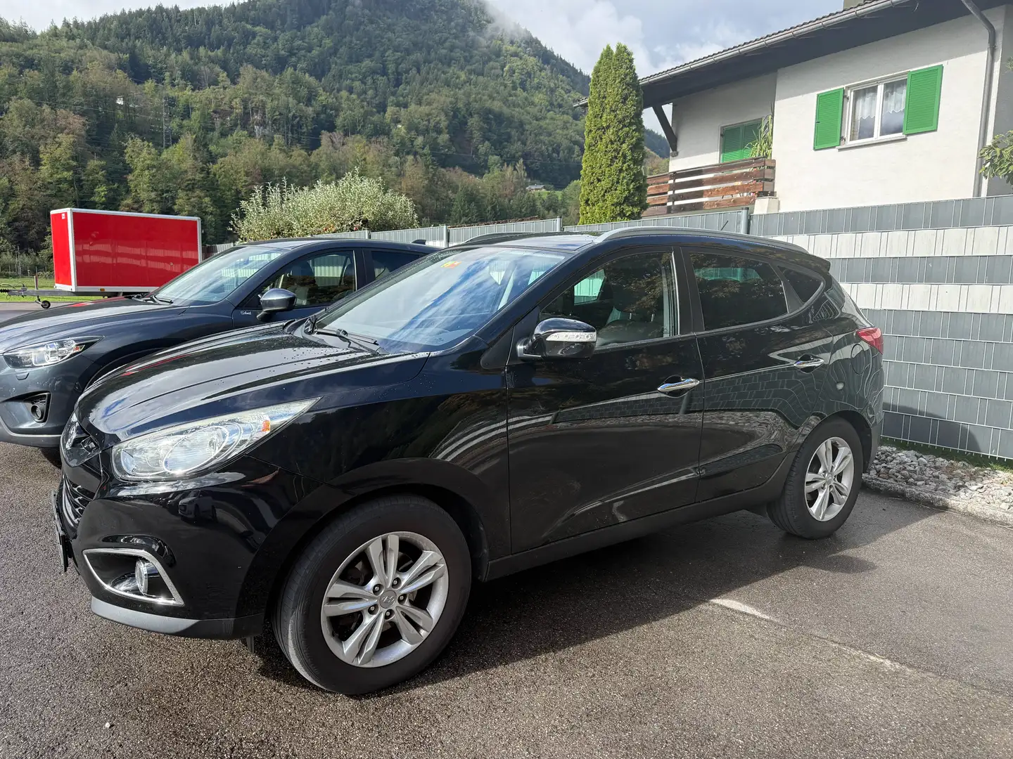 Hyundai iX35 iX35 2,0 CRDi Premium 4WD Premium Schwarz - 2