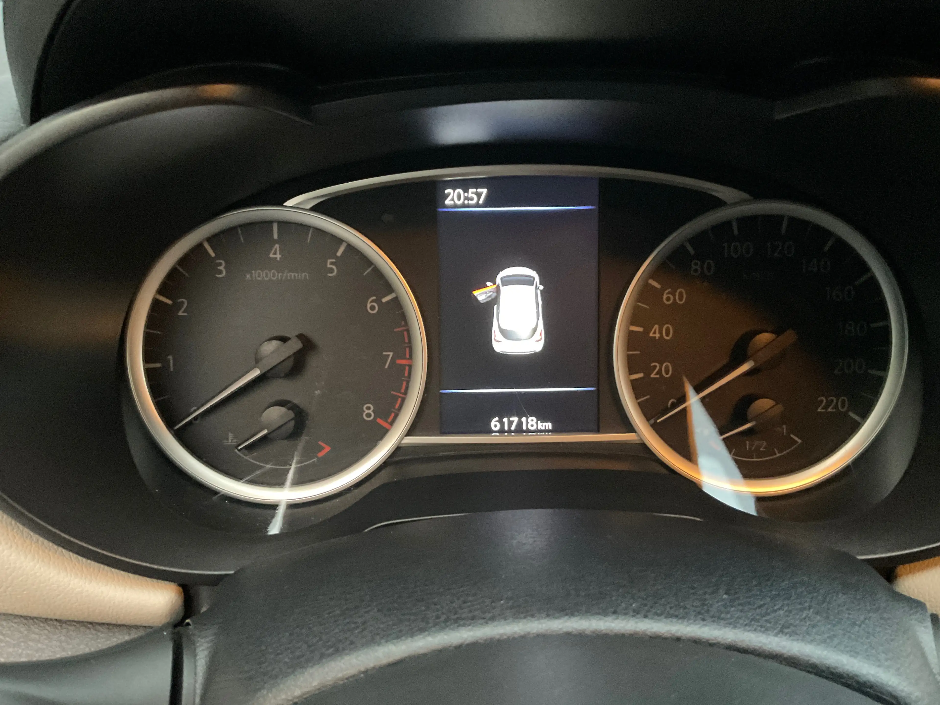 Nissan Micra N-DISIGN 1.0 benzine — photo 10