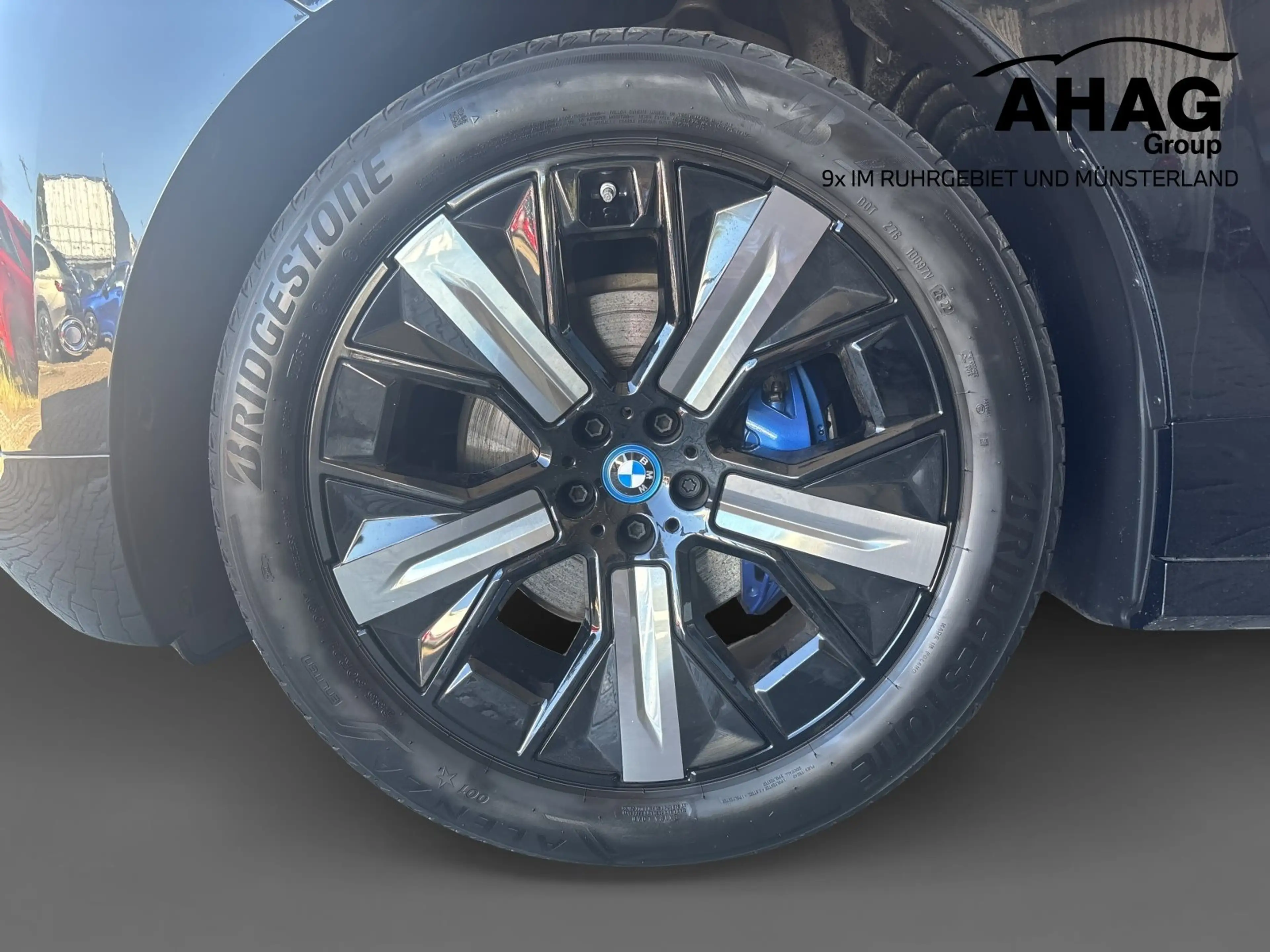 BMW iX xDrive40 Edition Essence | Sportpaket | H/K | Lase — photo 12