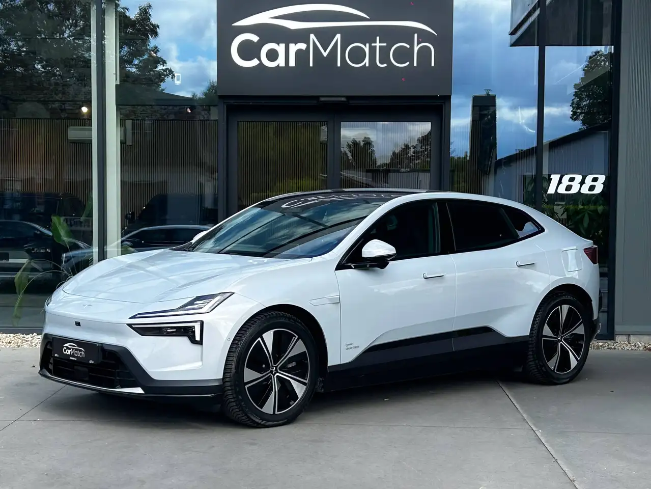 Polestar 4 2024