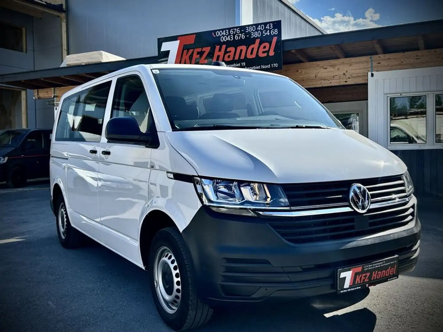Volkswagen T6 Transporter .1 9-SITZER Blanc - 1