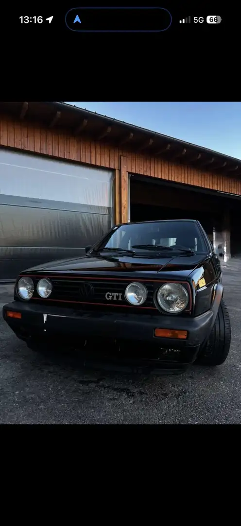 Volkswagen Golf GTI - 1
