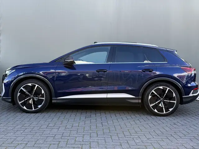 Audi Q4 E-Tron view 9
