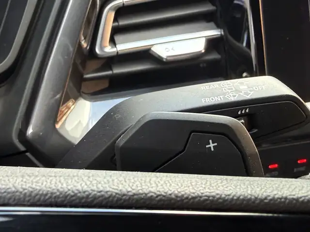 Audi Q4 E-Tron view 25