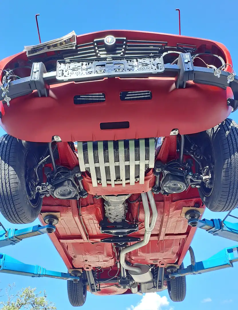 Alfa Romeo GTV 2000 Rot - 1