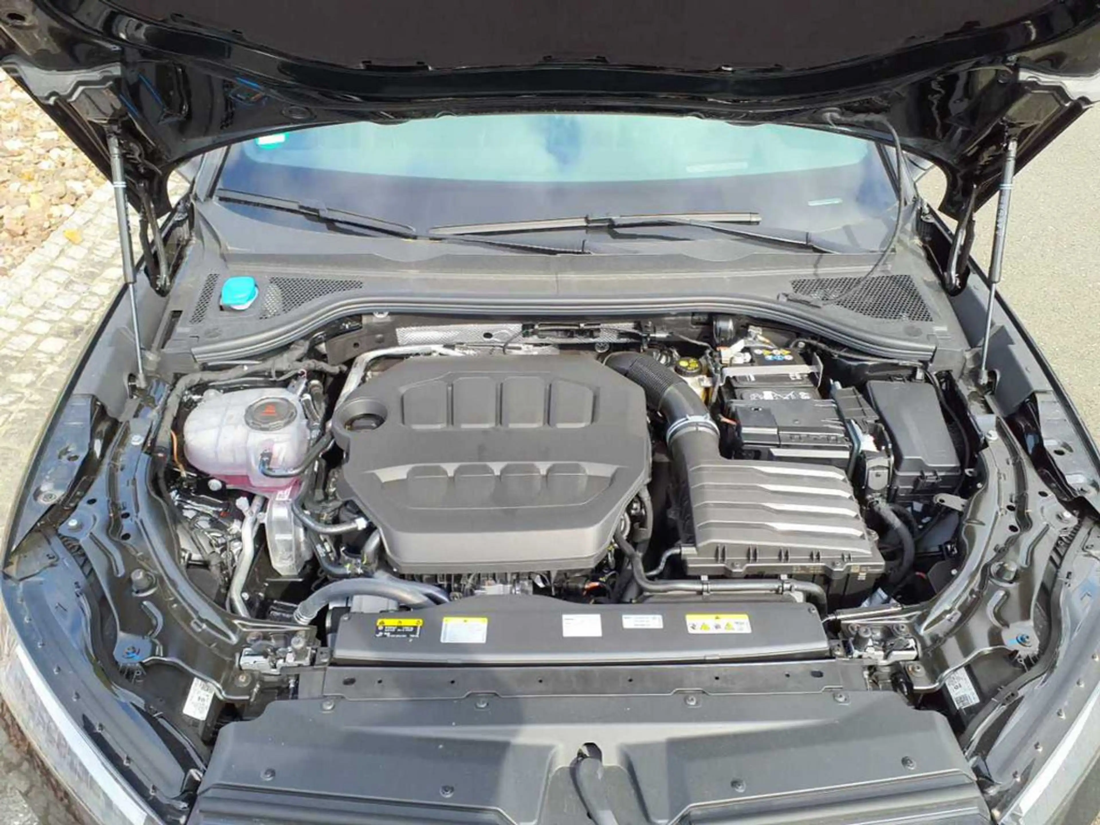 Skoda Superb 2.0 TSI Sportline 4x4 NAVI AHK 360° — photo 13