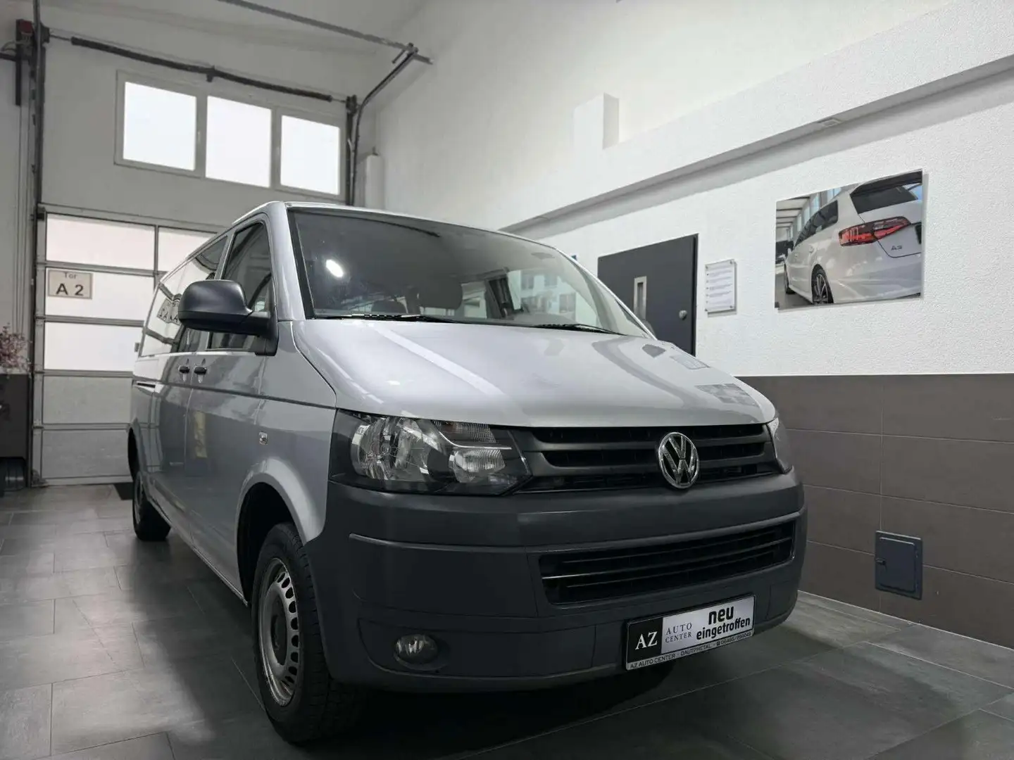 Volkswagen T5 Transporter T5 2.0 TDI Transporter Kombi lang Mixto 5 Sitze Silber - 2