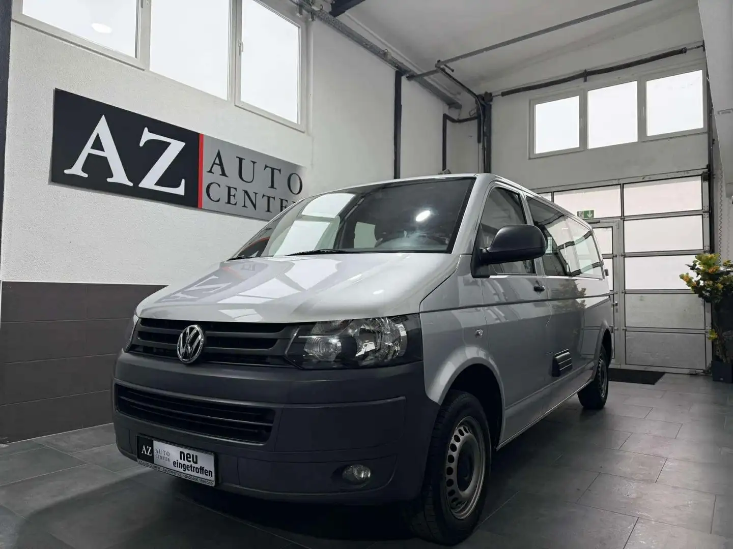 Volkswagen T5 Transporter T5 2.0 TDI Transporter Kombi lang Mixto 5 Sitze Silber - 1