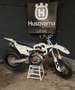 Husqvarna FS 450 2026 Bílá - thumbnail 12