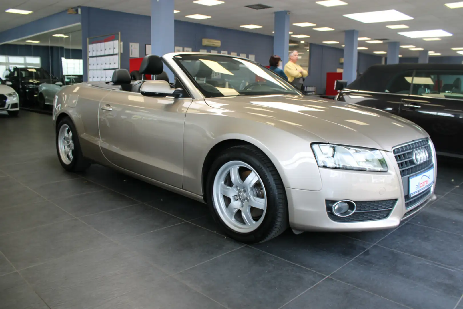 Audi A5 Cabrio 2.0 TDI DPF Beige - 1