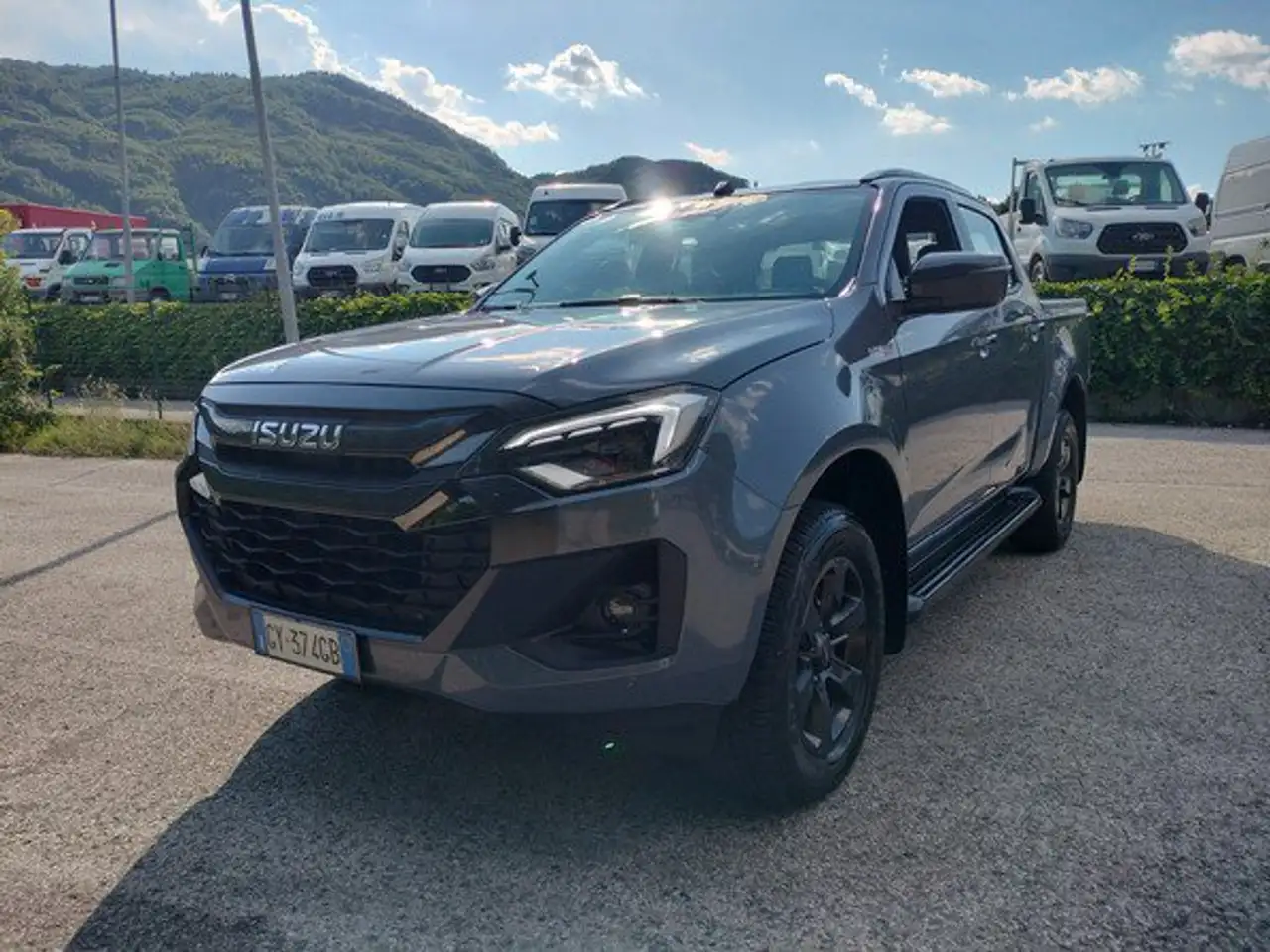 Isuzu Model not specified 2025