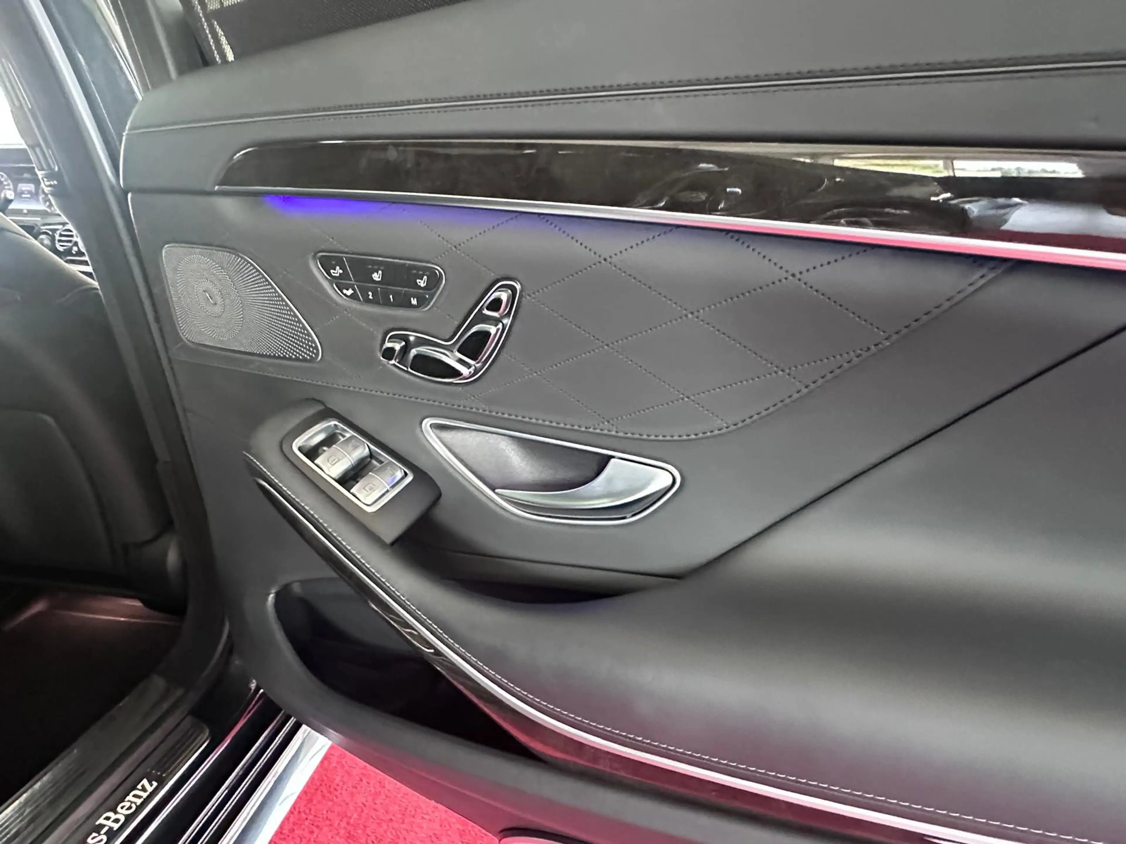 Mercedes-Benz S 500 L 4Matic AMG HUD PANO STNDHZG CHAUFFER — photo 15