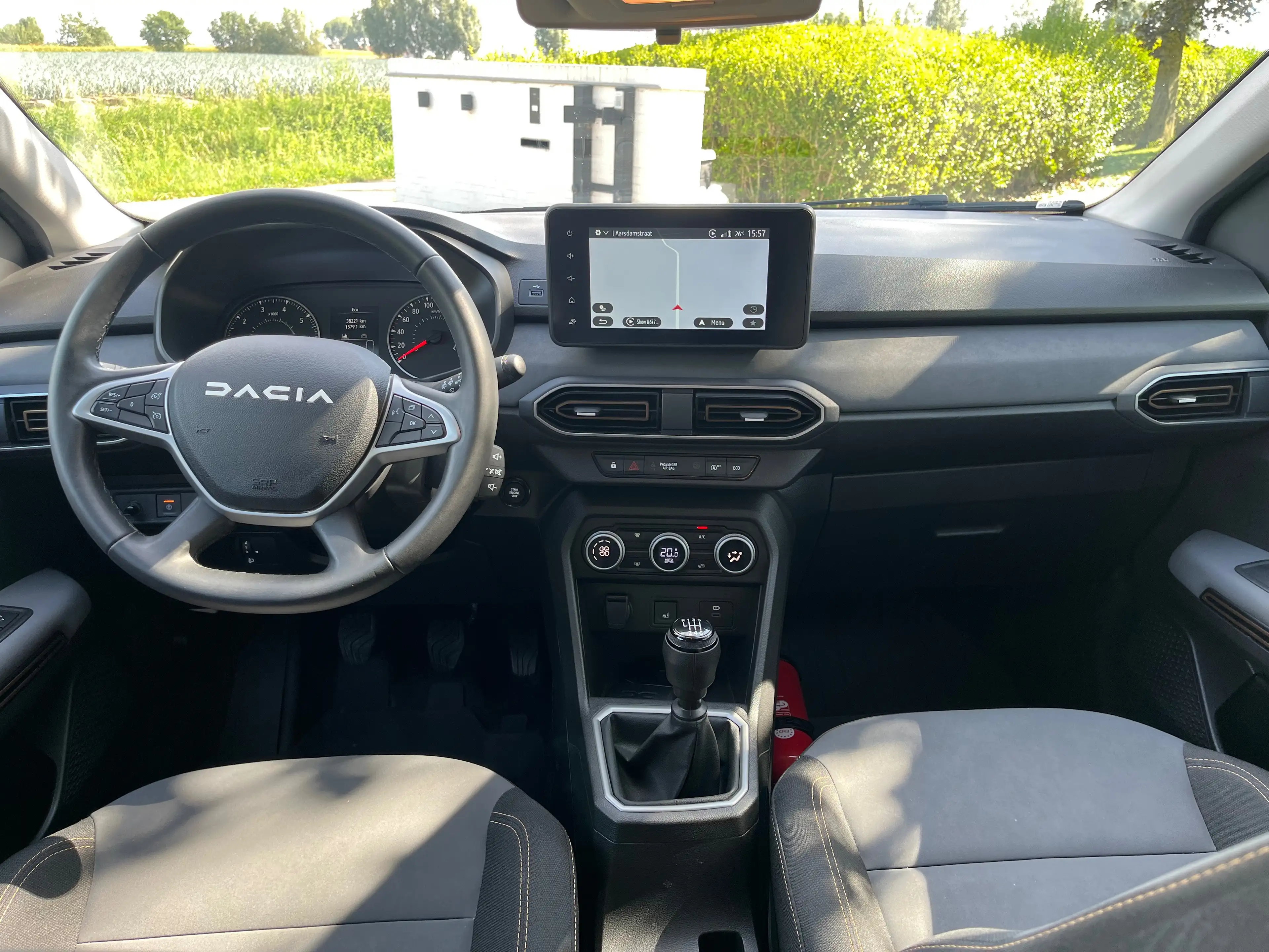 Dacia Jogger 1.0 TCe Extreme 5pl./1eignr/38200km/Carplay/Camera/Led/Cruise/Clima... — photo 2