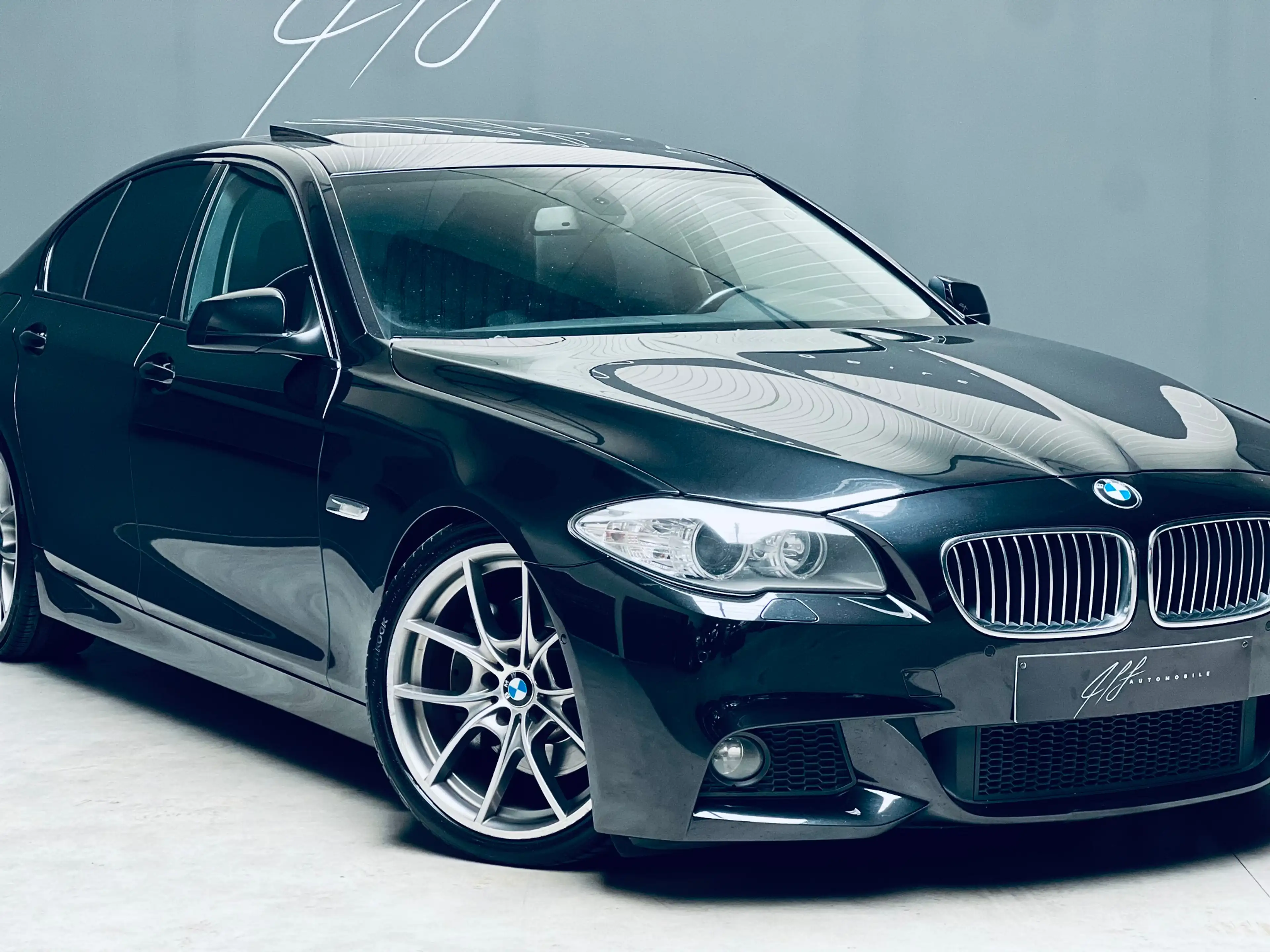 BMW 525 525 **TOIT OUVRANT**CARNET COMPLET** — photo 2