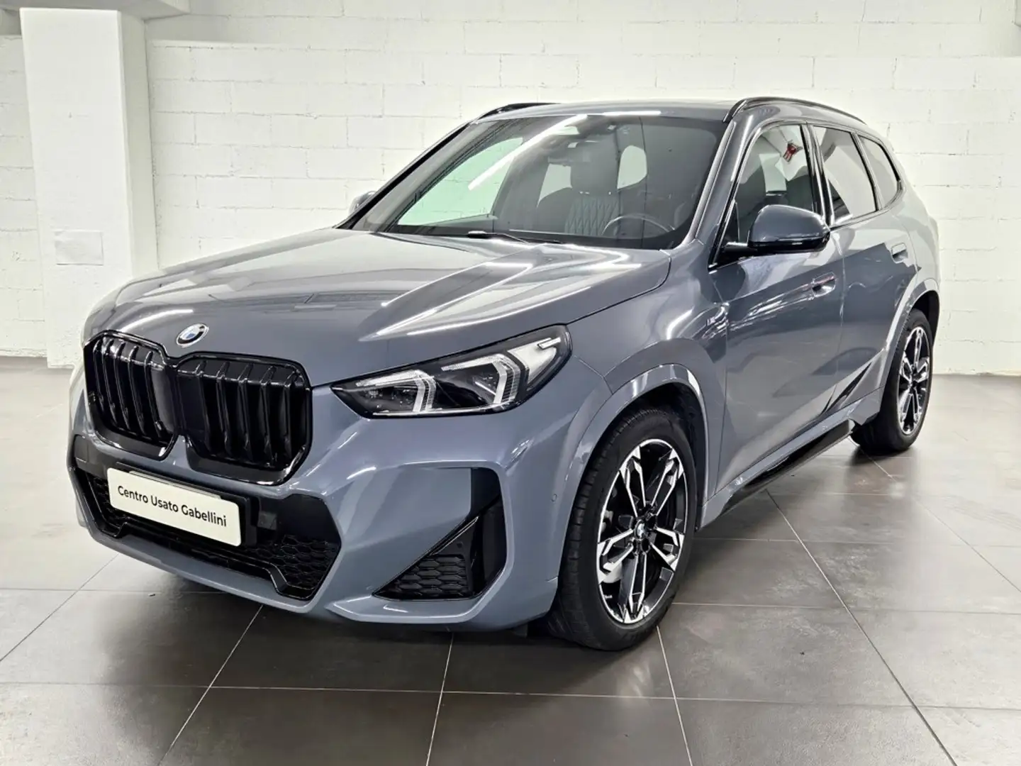 BMW X1 xDrive 23d Msport Gris - 1