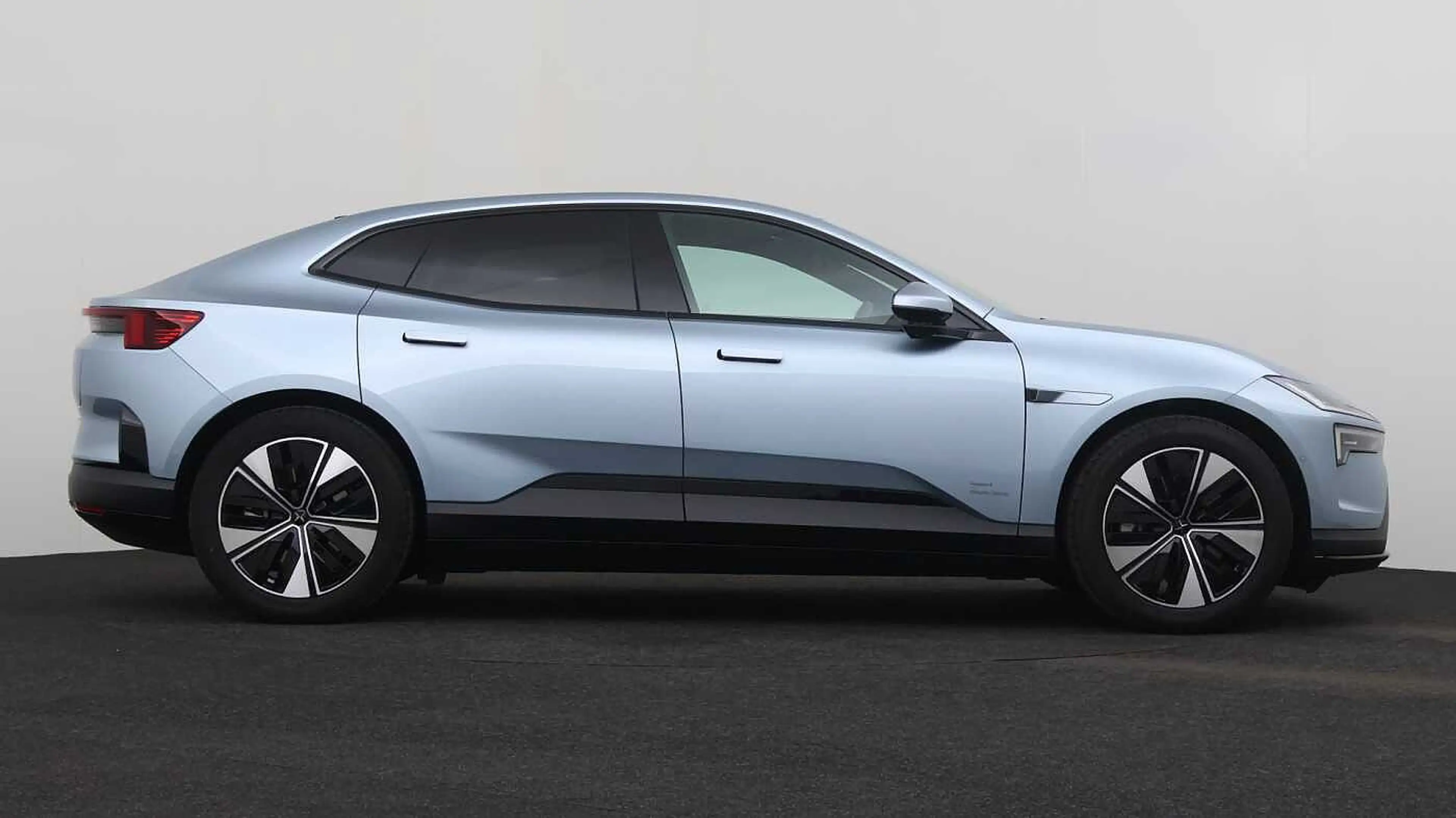 Polestar 4 Polestar 4 4 Long range Single motor - Base — photo 6