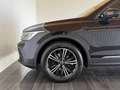 Volkswagen Tiguan 2,0 TDI Active DSG 1.BESITZ*AHK*HEADUP*ACC*LED*... Schwarz - thumbnail 11