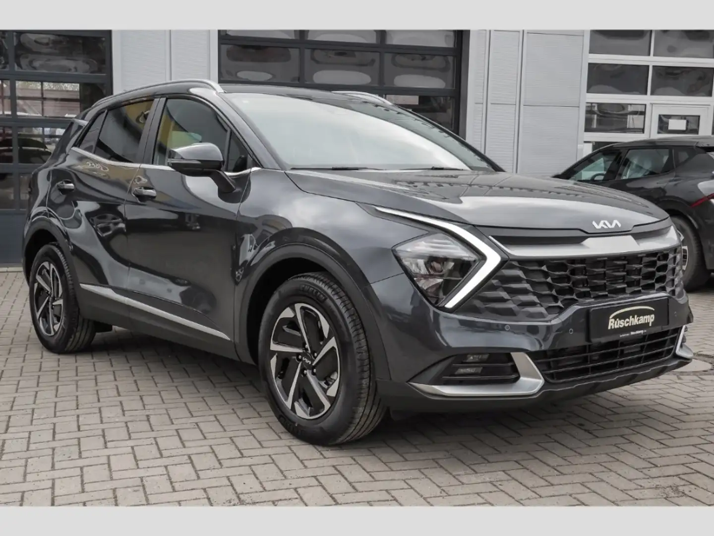 Kia Sportage Vision 1.6 T-GDI RückKam LED SHZv+h elekt.Sitze Na Gris - 2