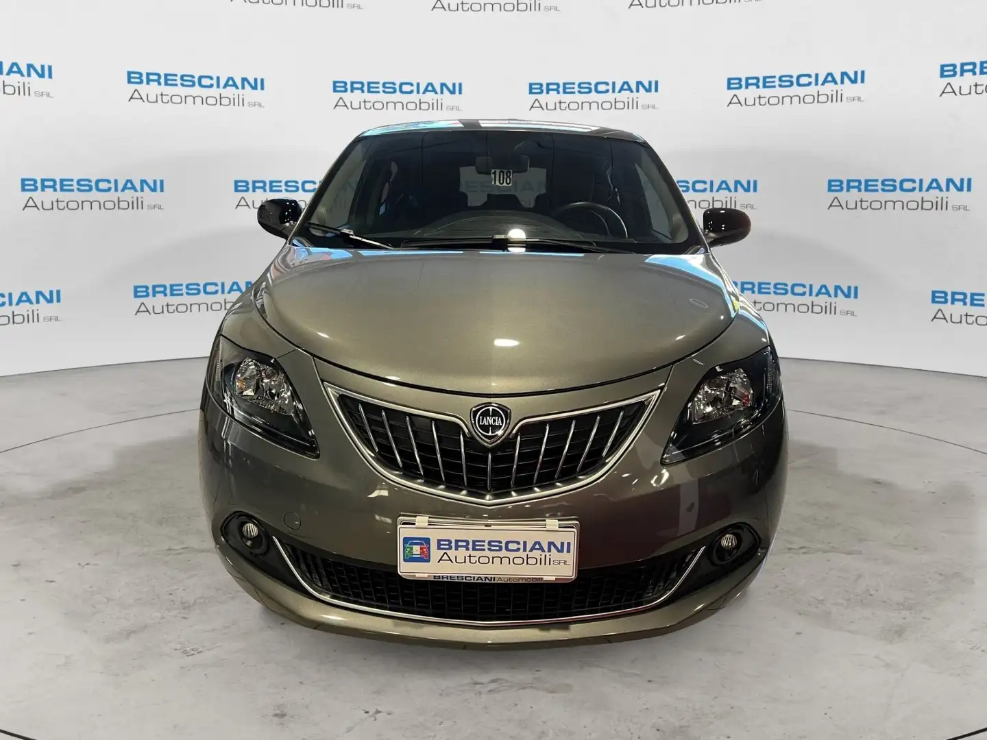 Lancia Ypsilon Ypsilon 1.0 FireFly 5 porte S&S Hybrid Platino Gris - 2