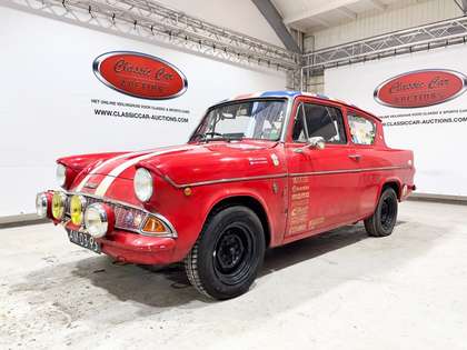 Ford Deluxe  - ONLINE AUCTION