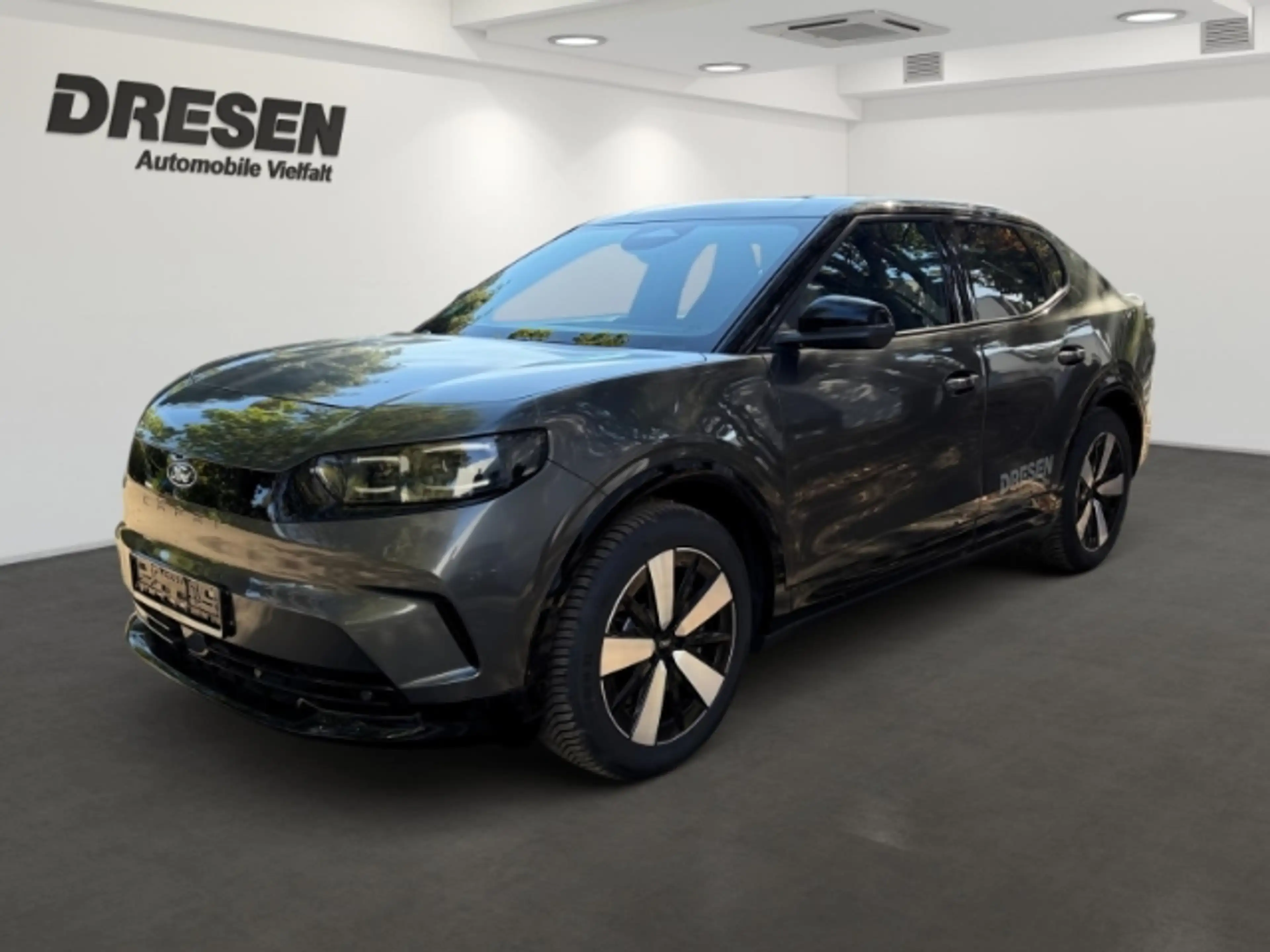 Ford Capri Select Extended Range+Ganzjahresreifen+AHK schwenk