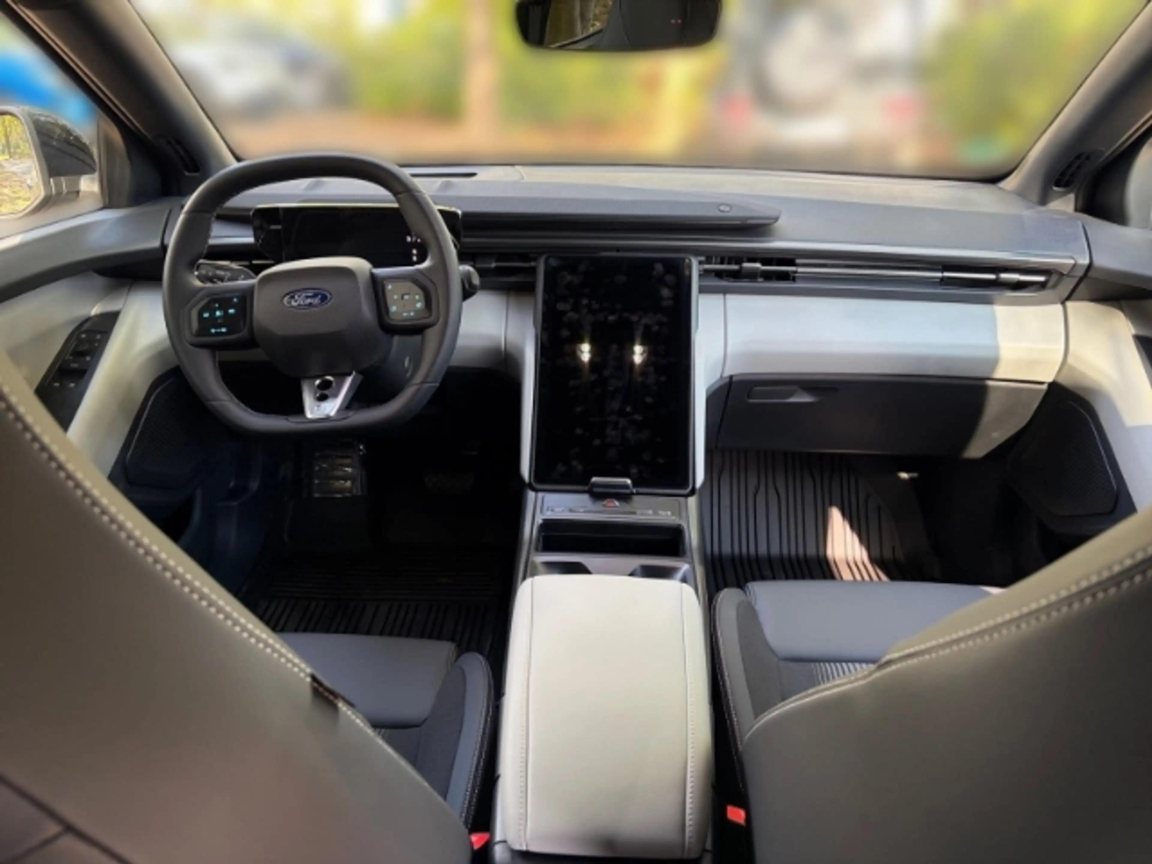 Ford Capri Select Extended Range+Ganzjahresreifen+AHK schwenk — photo 11