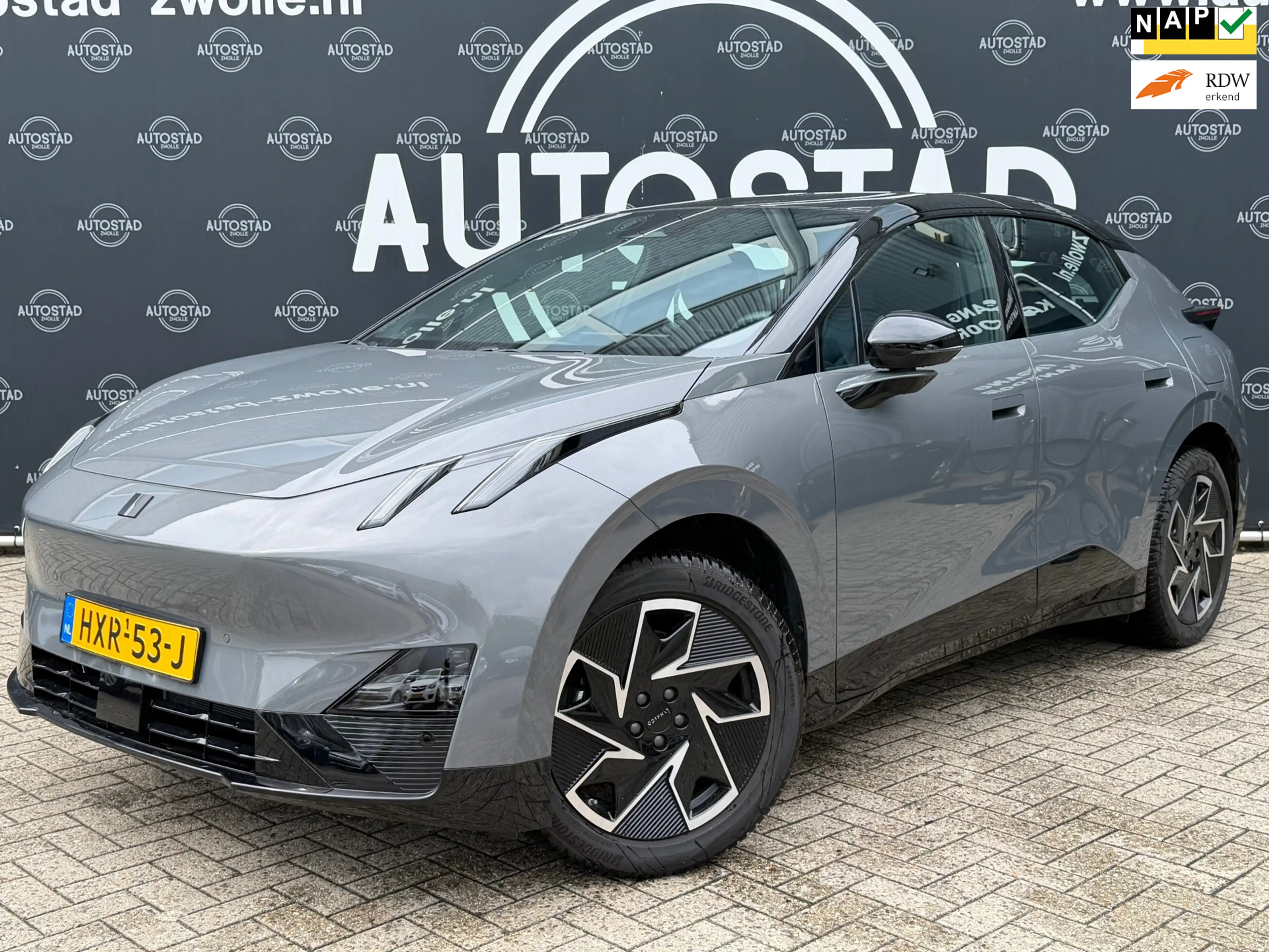 Lynk & Co 02 Core 66 kWh NL-Auto / Pano / Apple Carplay / Navi