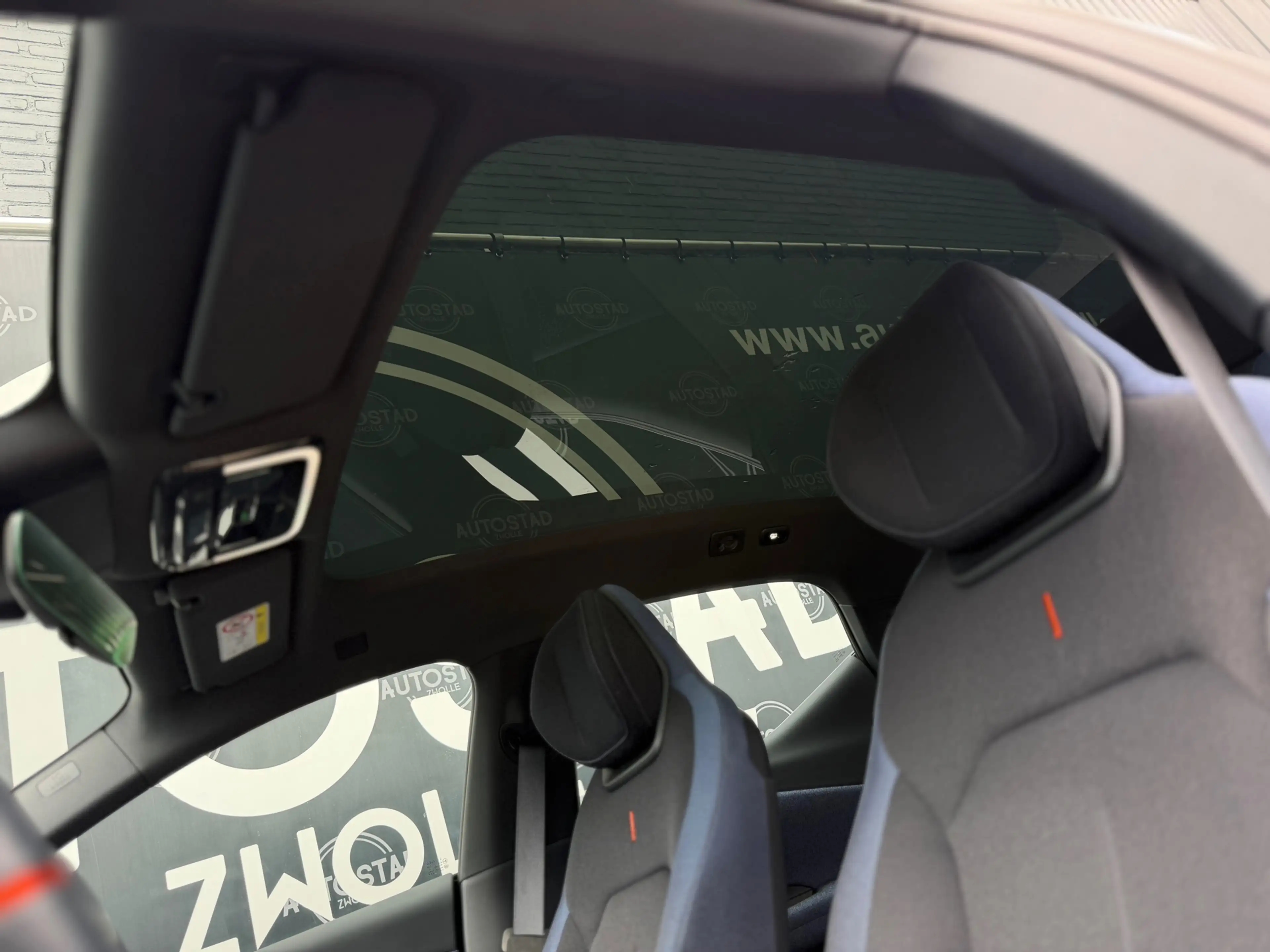 Lynk & Co 02 Core 66 kWh NL-Auto / Pano / Apple Carplay / Navi — photo 14