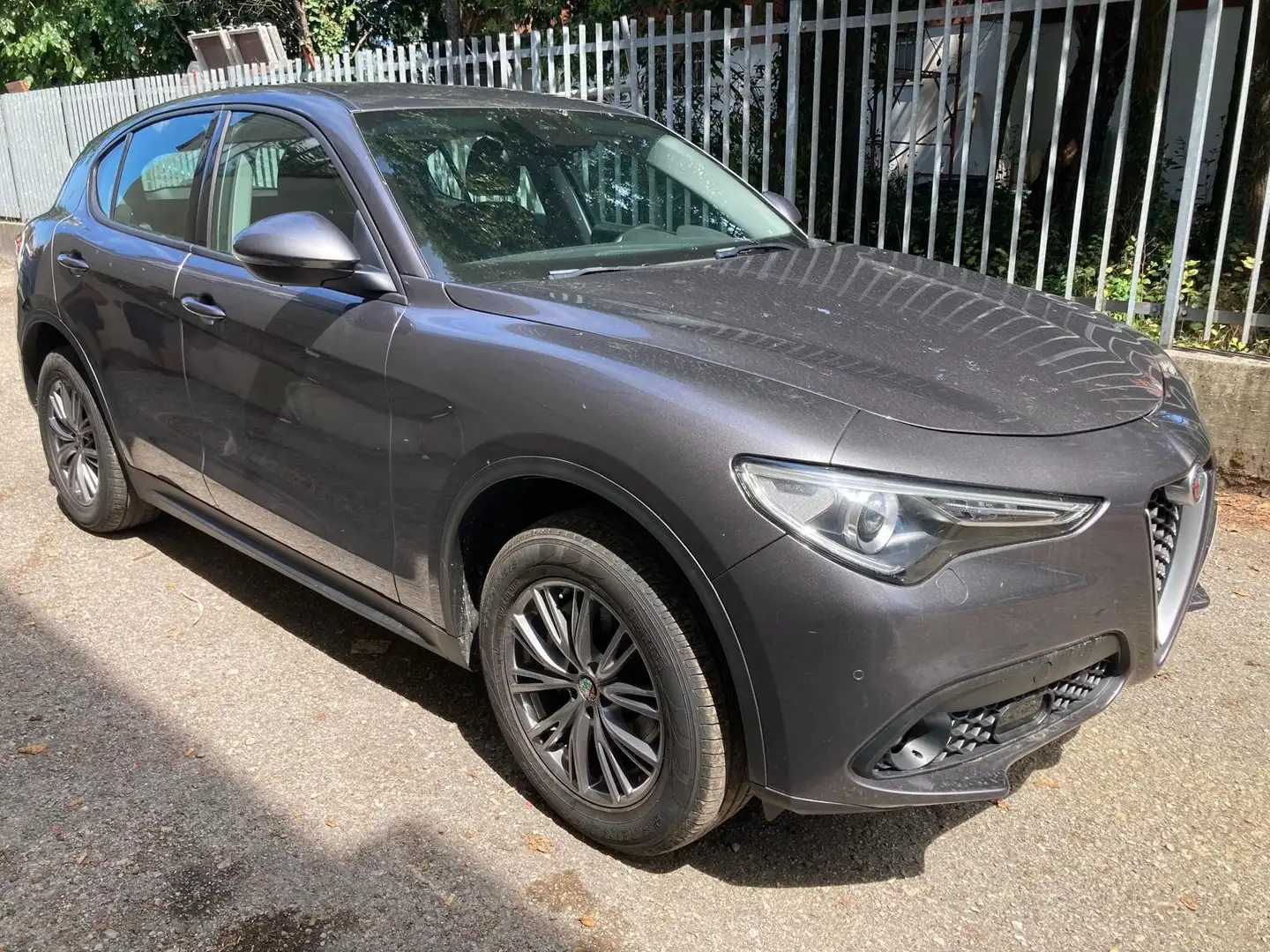 Alfa Romeo Stelvio Stelvio 2017 2.2 t Executive Q4 190cv auto my19 Grigio - 2