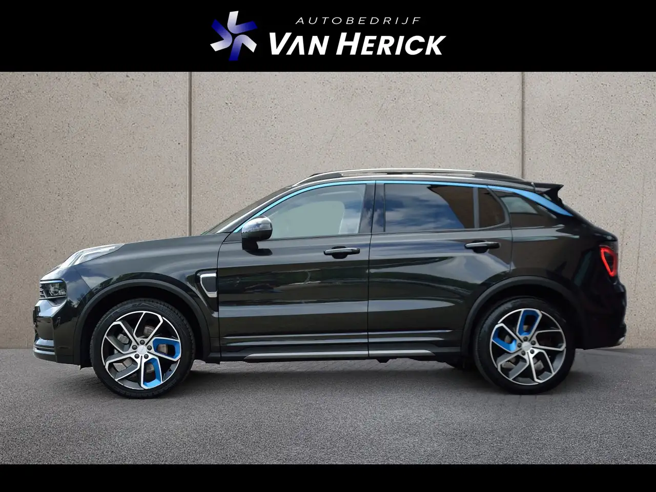 Lynk & Co 01 2022