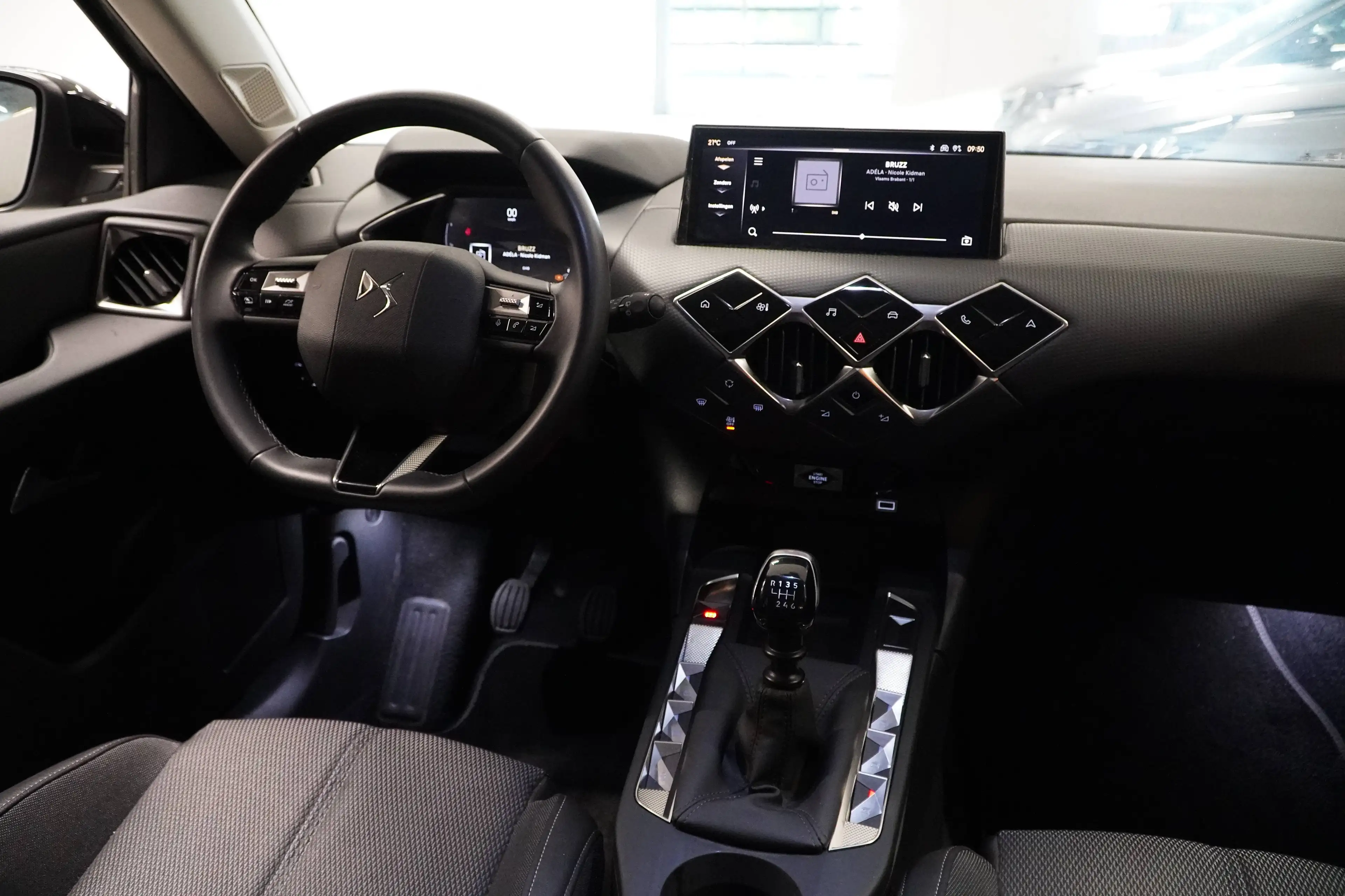DS Automobiles DS 3 DS 3 1.2 PureTech Bastille Bastille — photo 13