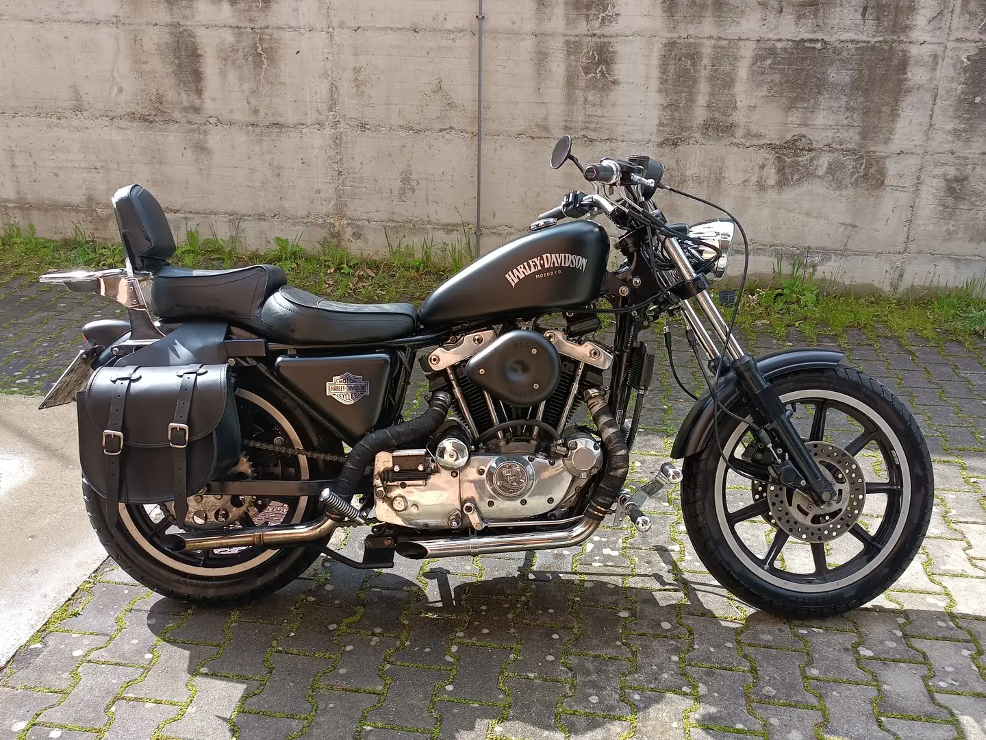 Harley-Davidson Sportster XLCH 1000 Ironhead Noir - 1