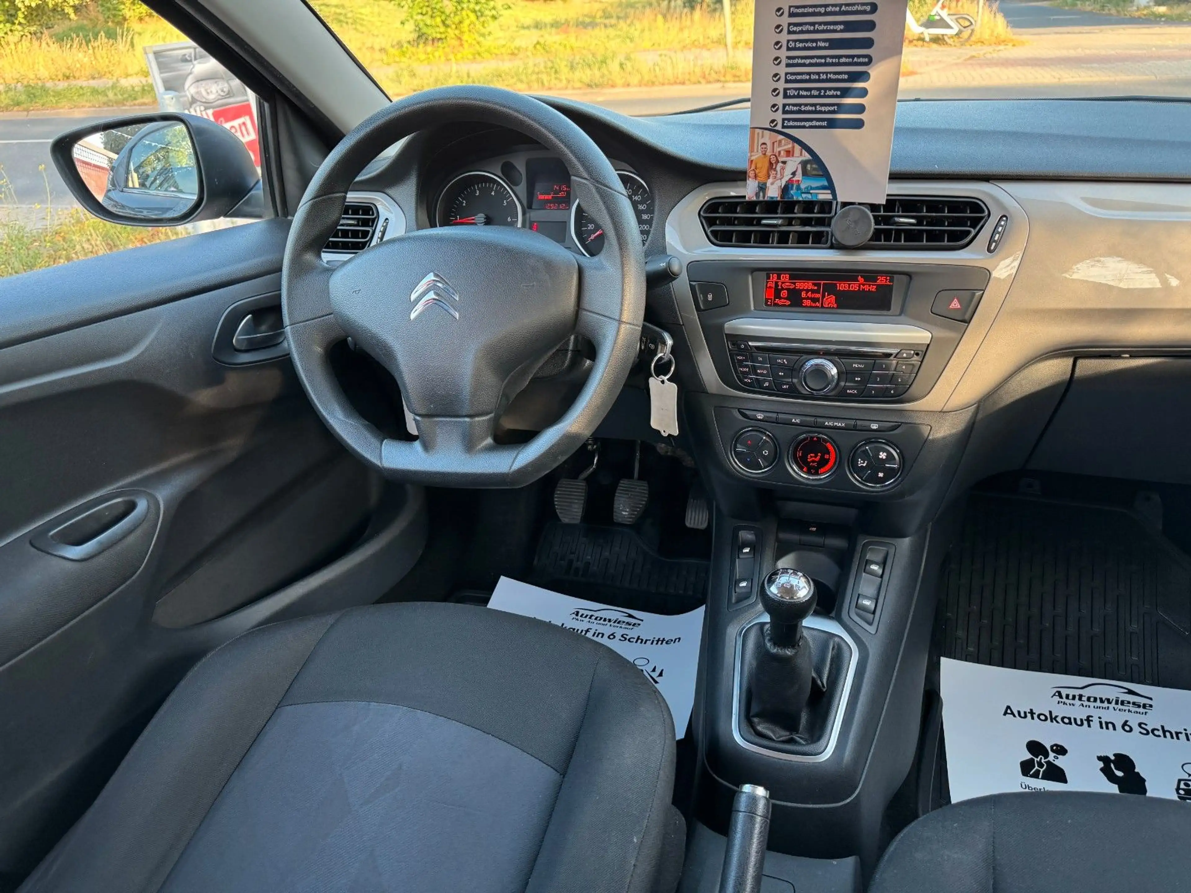 Citroen C-Elysée Selection 1.6*Klimaautomatik*Tempomat* — photo 15