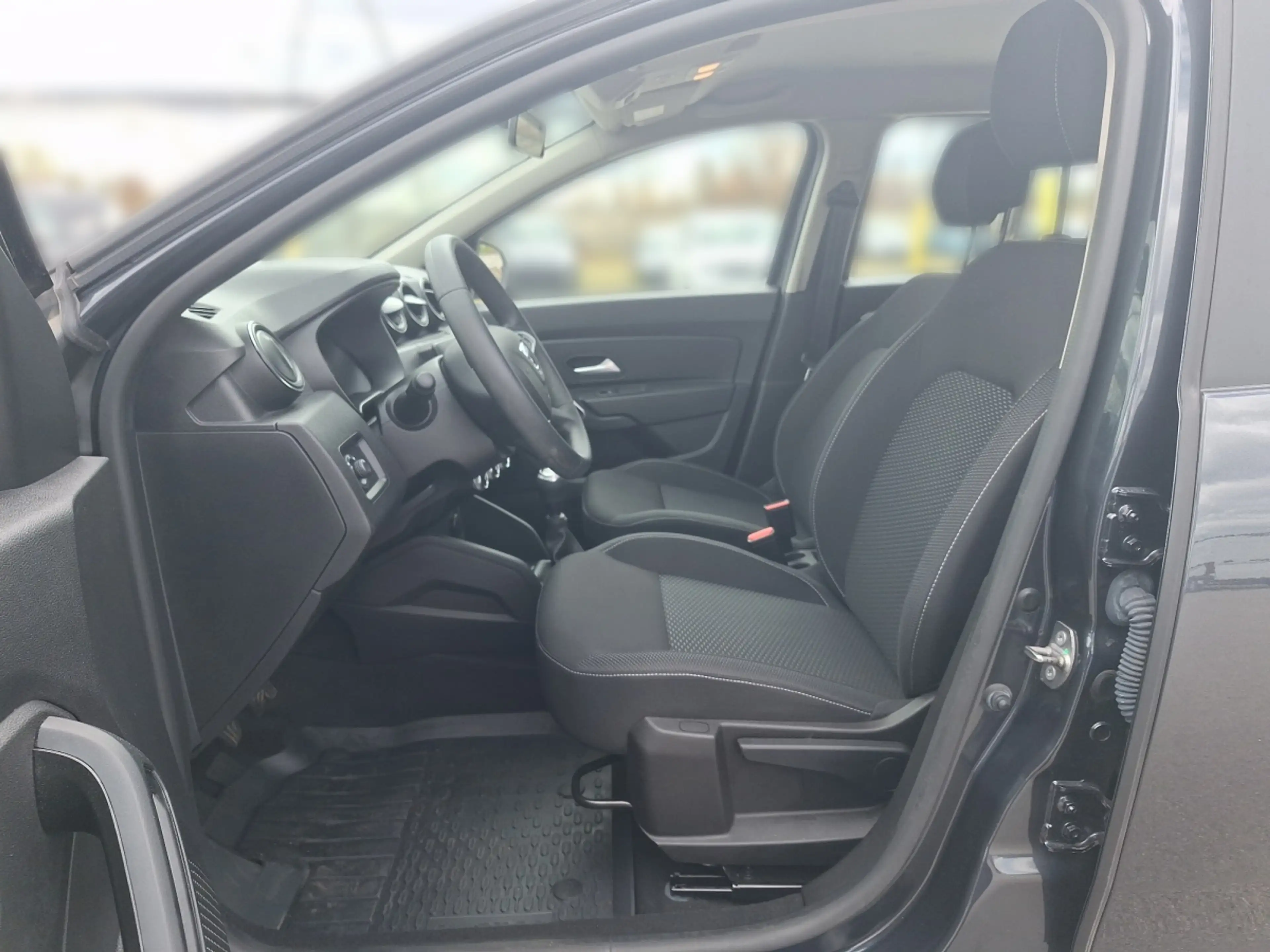 Dacia Duster Jubiläum TCe 130 — photo 5