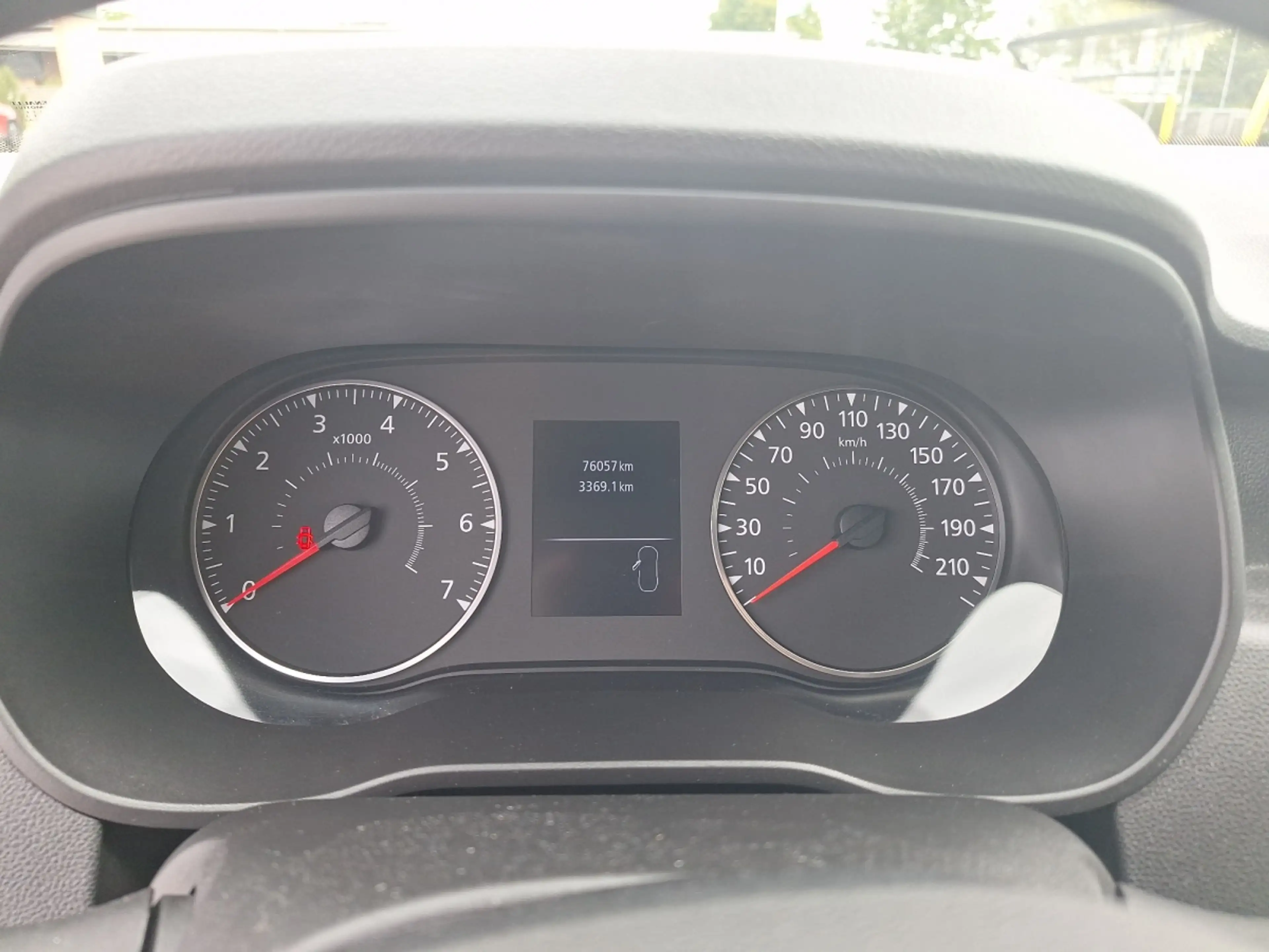 Dacia Duster Jubiläum TCe 130 — photo 15