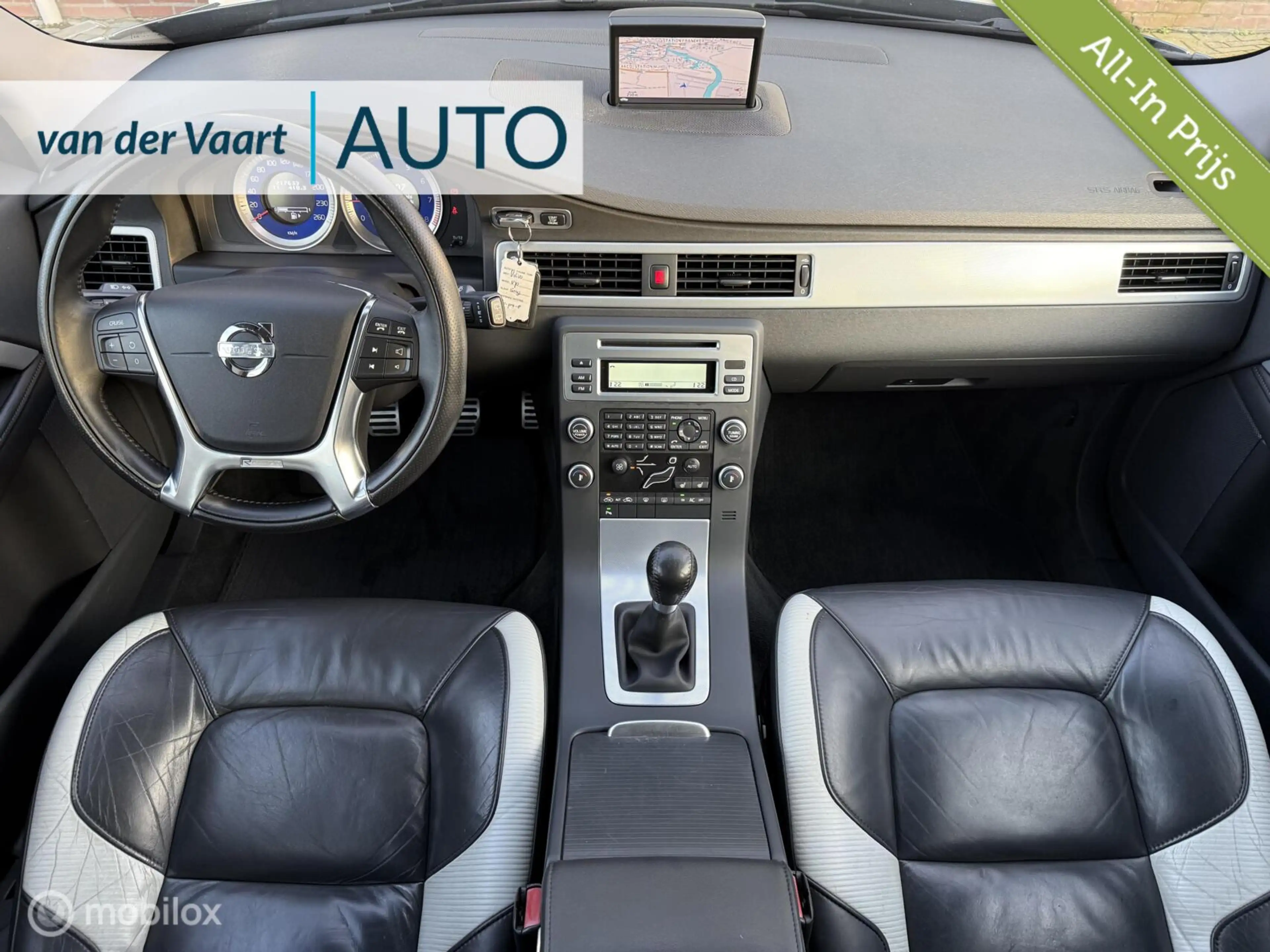 Volvo V70 2.0T R-Edition / NIEUWE MOTOR / R-Design / Leder — photo 2