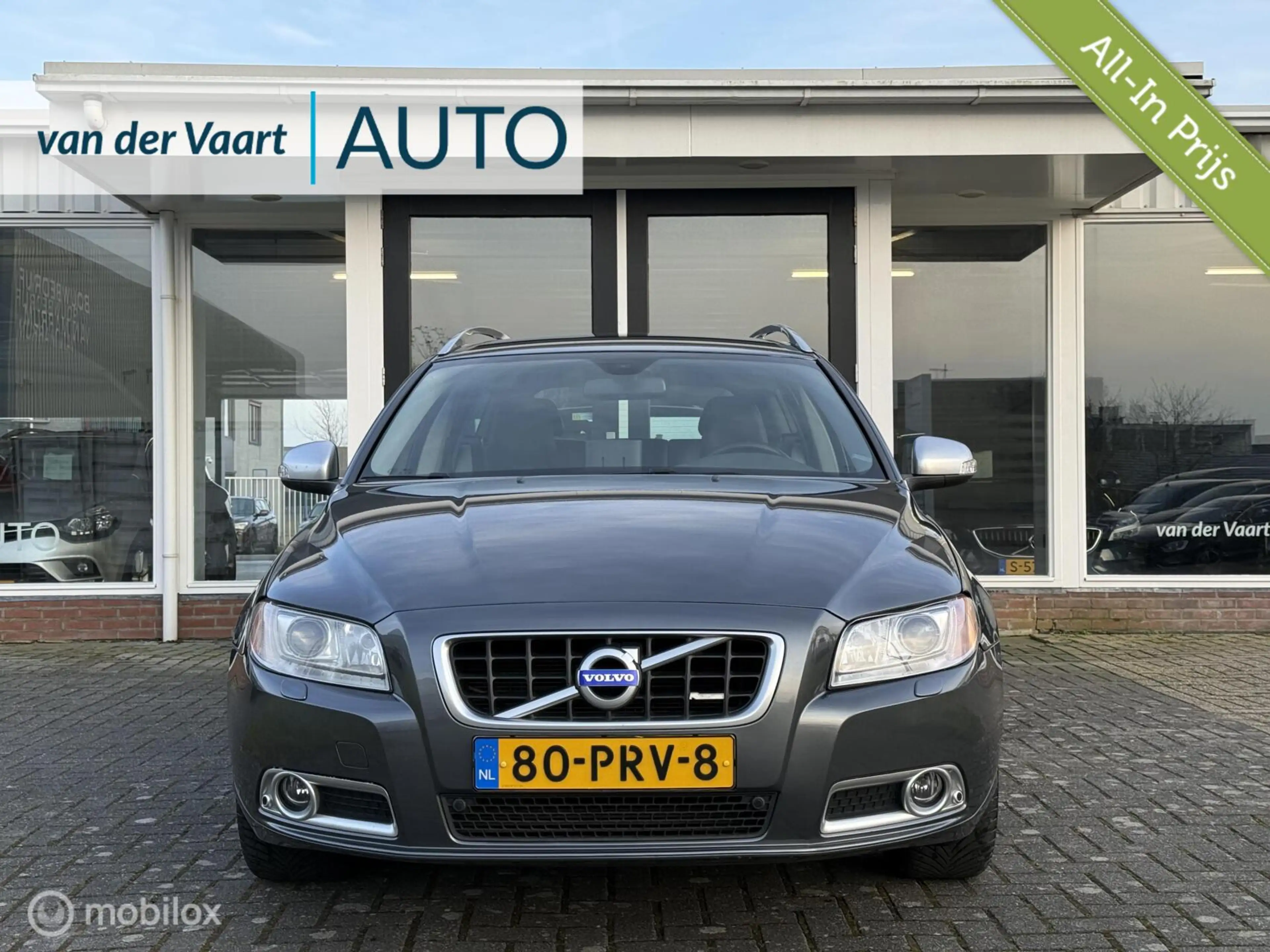 Volvo V70 2.0T R-Edition / NIEUWE MOTOR / R-Design / Leder — photo 3
