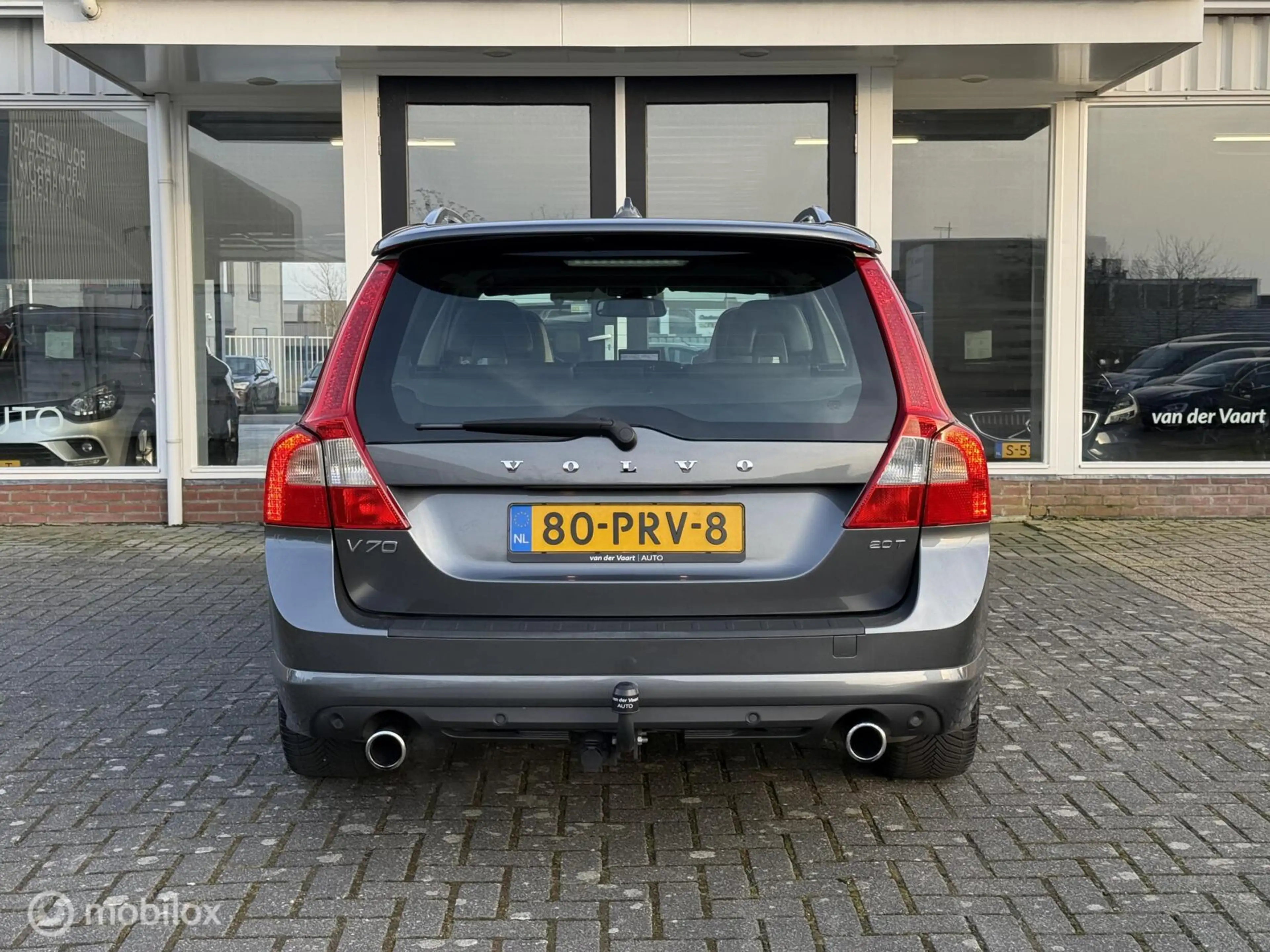 Volvo V70 2.0T R-Edition / NIEUWE MOTOR / R-Design / Leder — photo 6