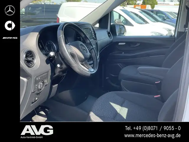 Mercedes-Benz Vito view 11